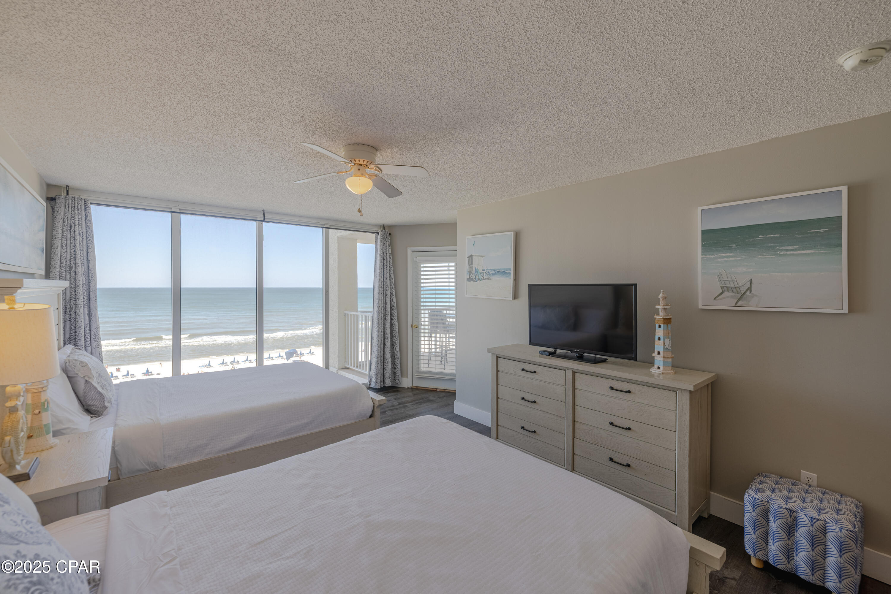 Long Beach Towers I - Residential