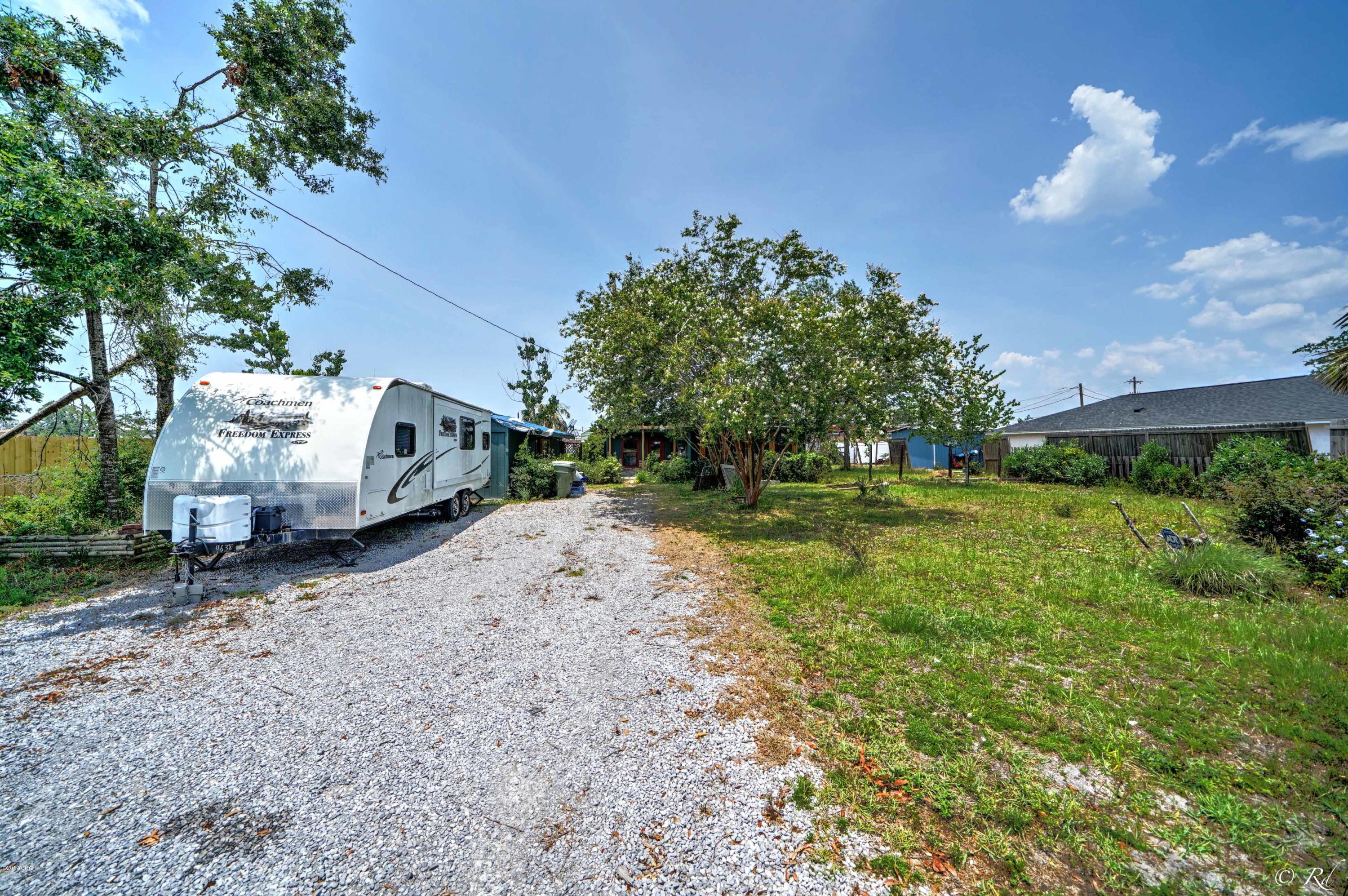 [No Recorded Subdiv] - Residential