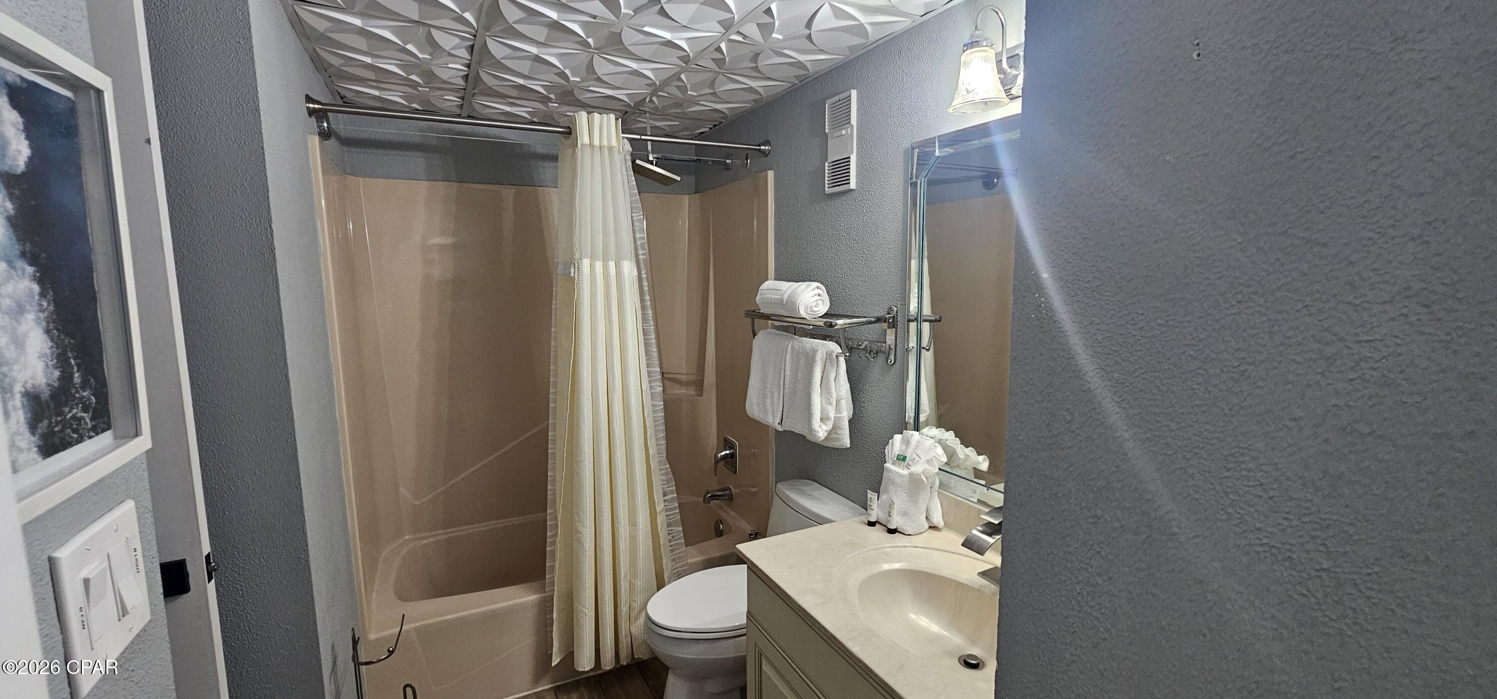 Edgewater Tower I - Residential