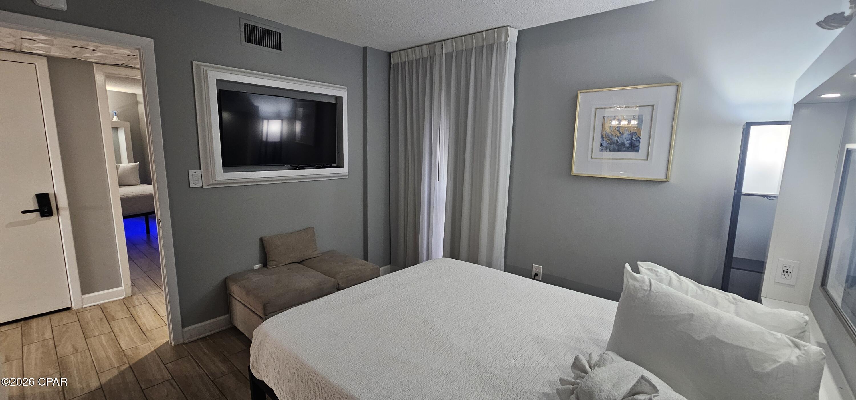 Edgewater Tower I - Residential