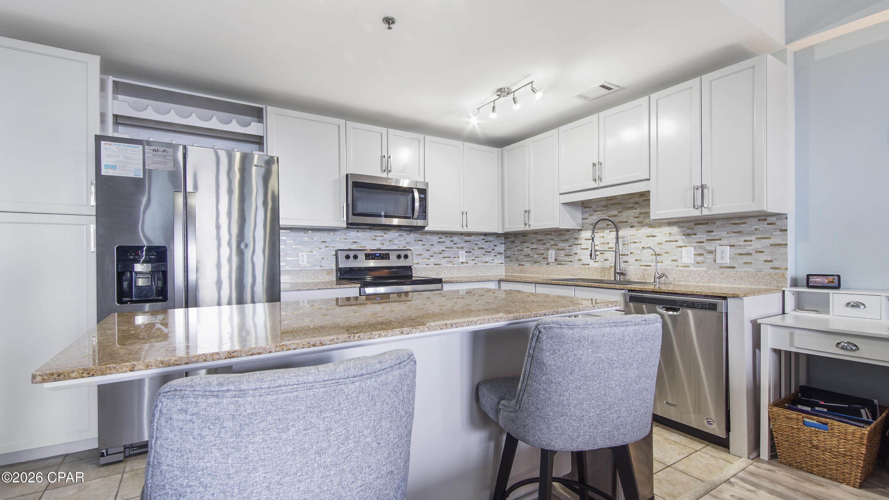 Laketown Wharf - Residential