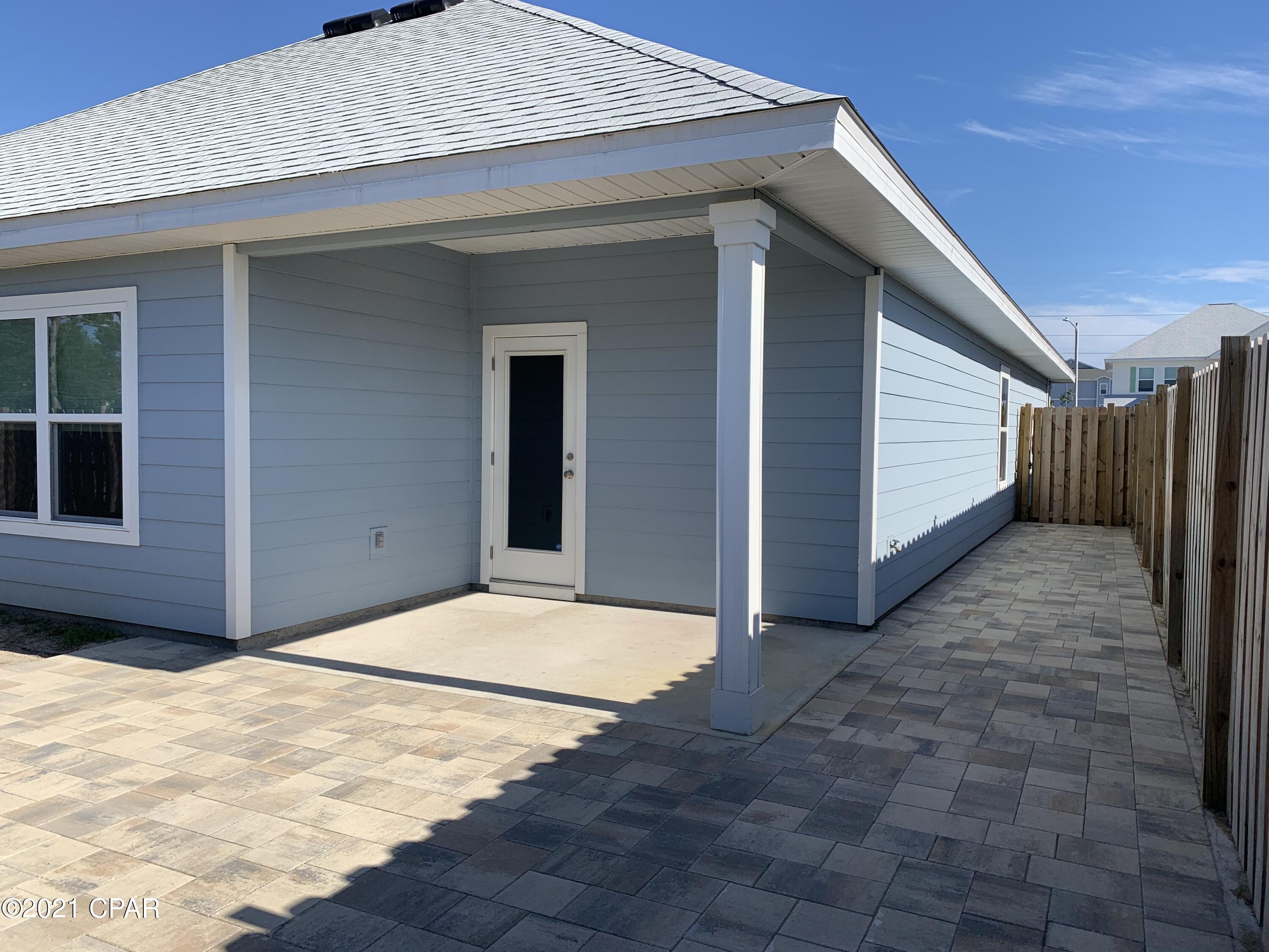 Emerald Cove Villas - Residential Lease