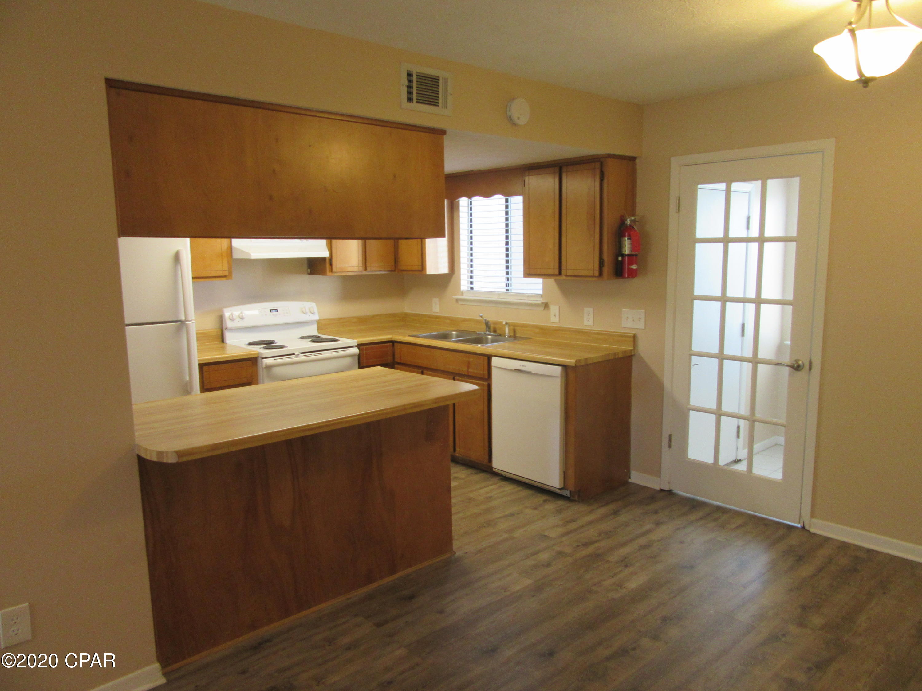 [No Recorded Subdiv] - Residential Lease