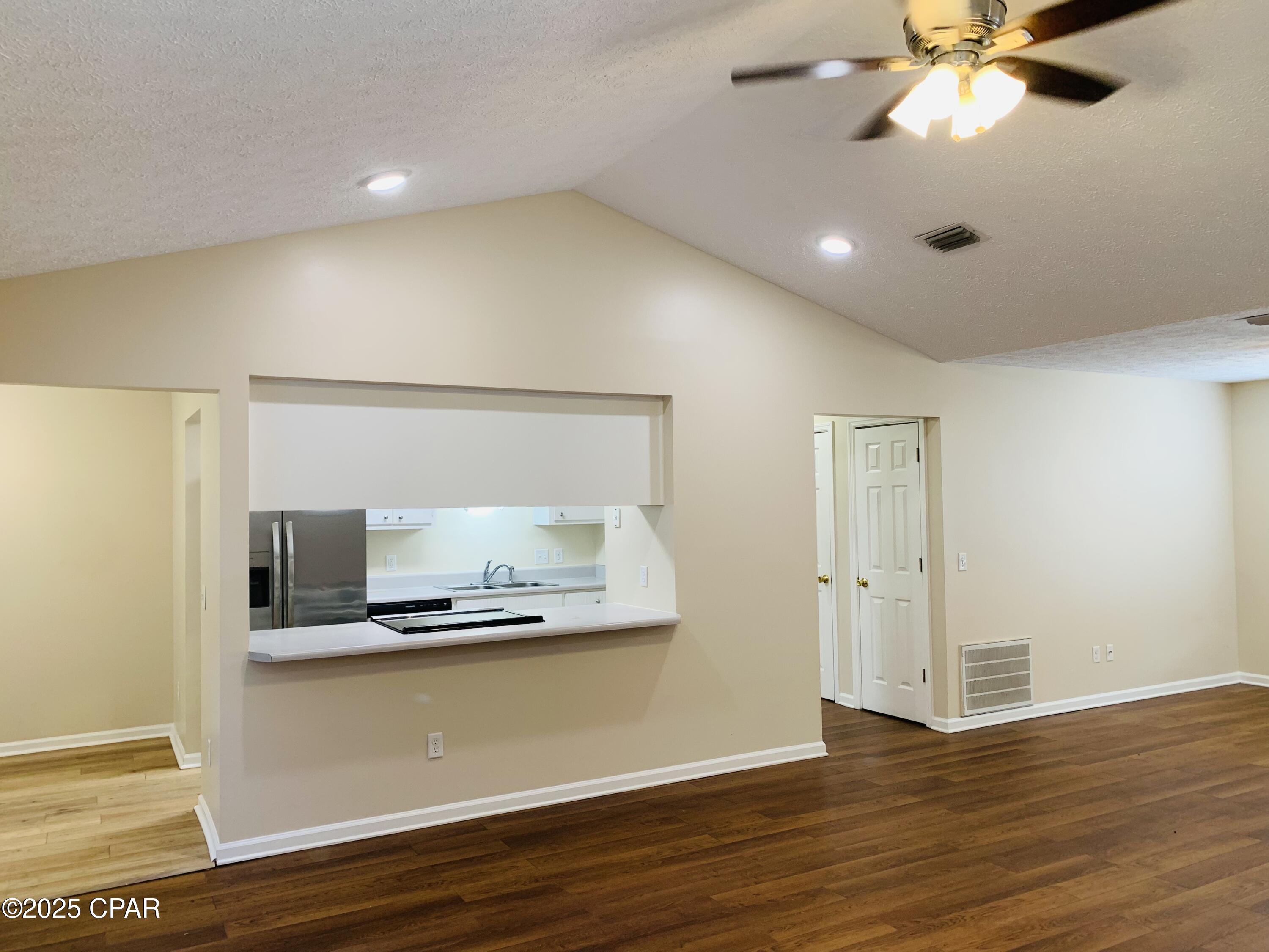 Shadow Bay Unit 1 - Residential