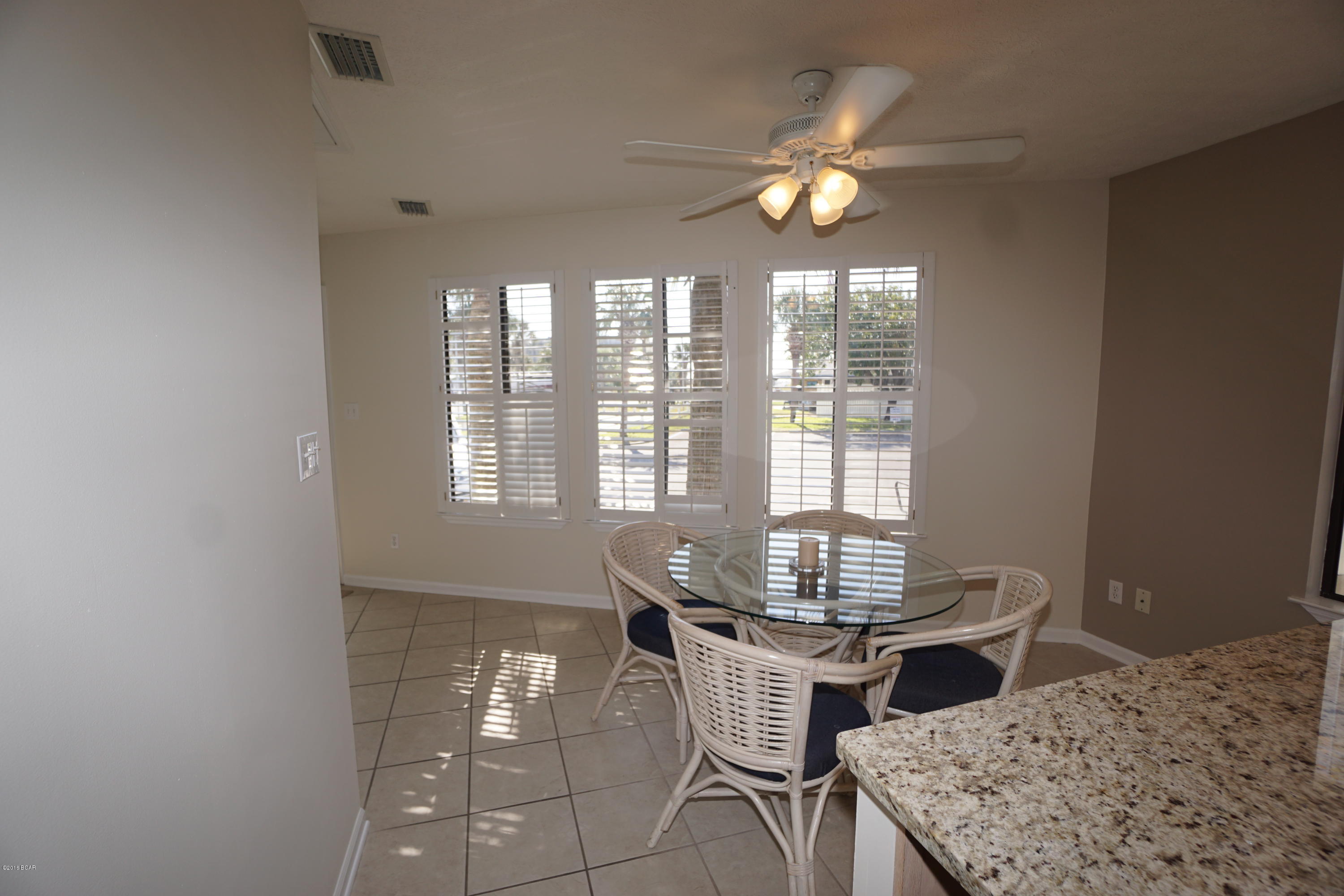 Venture Out Travel Trail - Residential