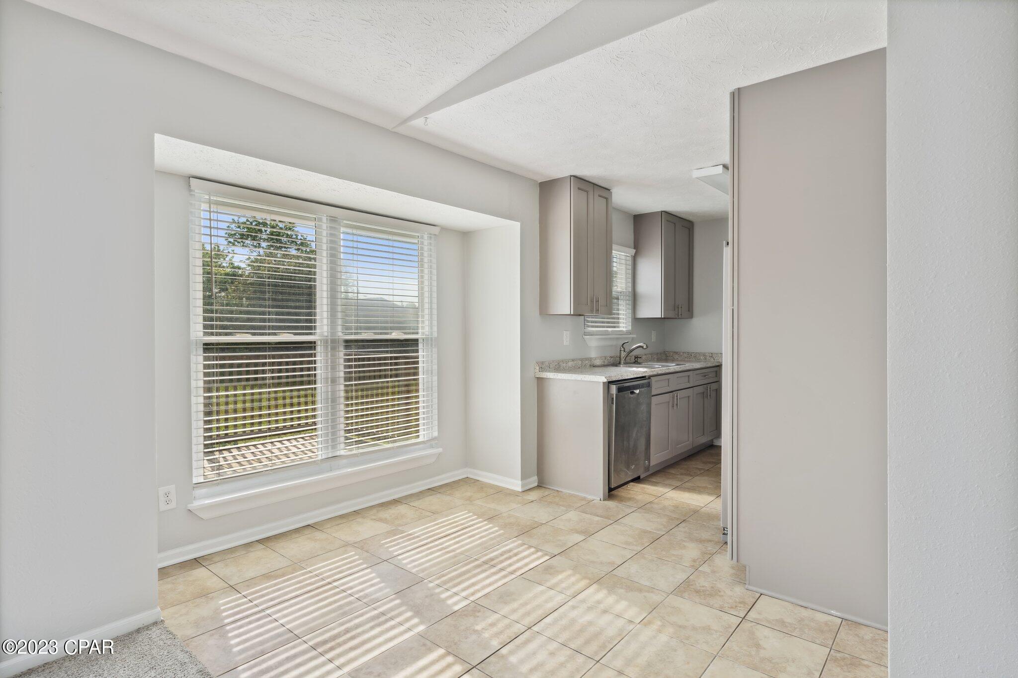 Wh Parker - Residential