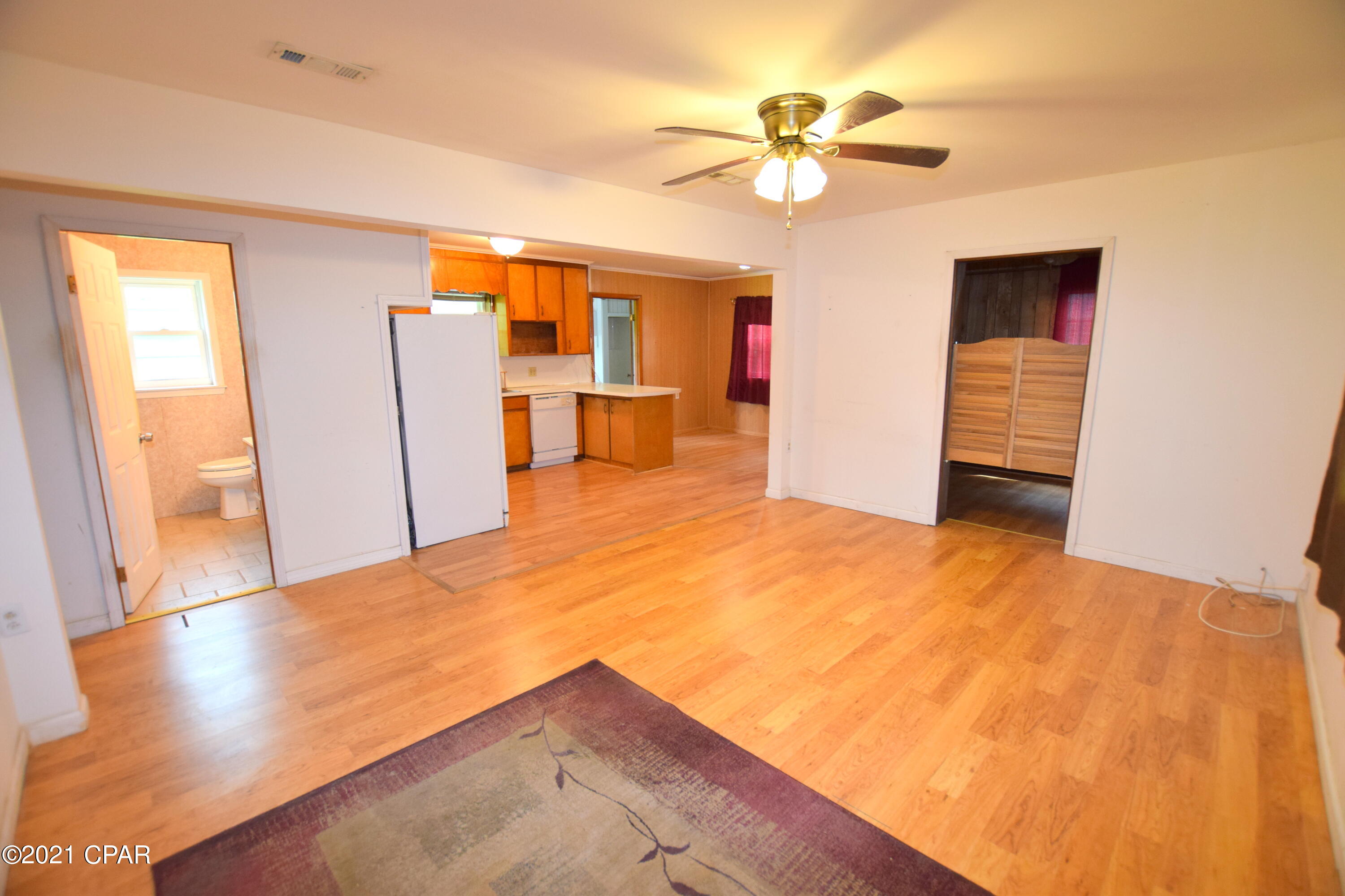 [No Recorded Subdiv] - Residential