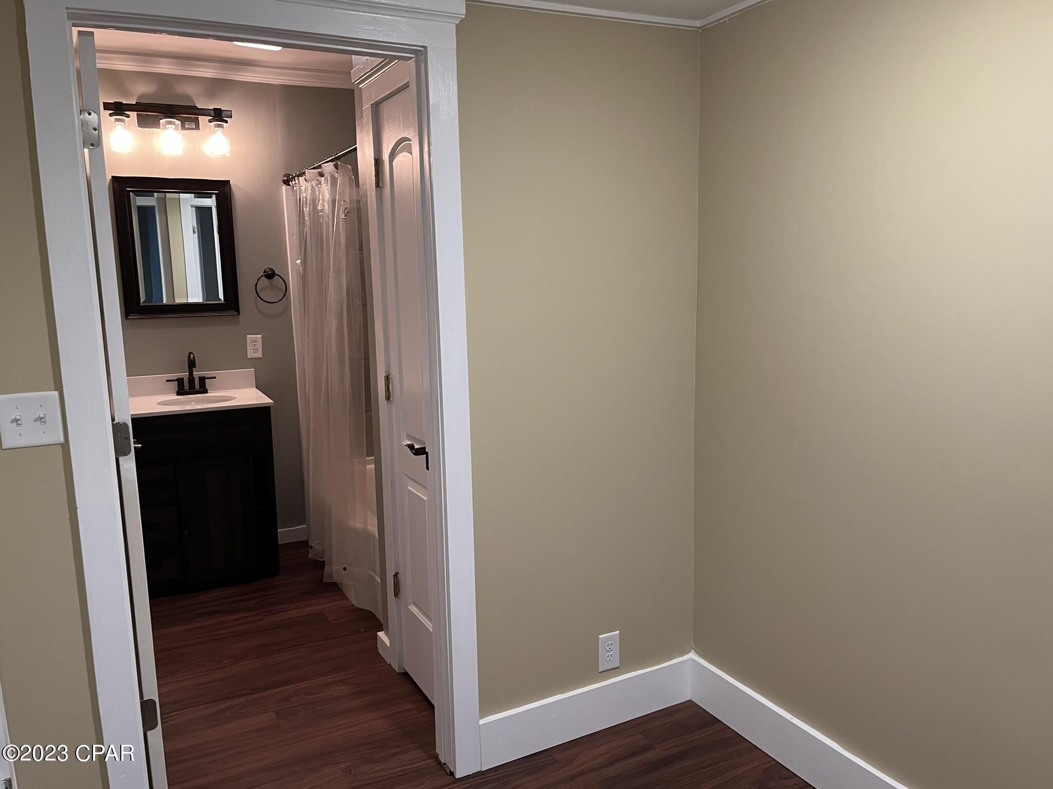 Bunkers Cove - Residential Lease