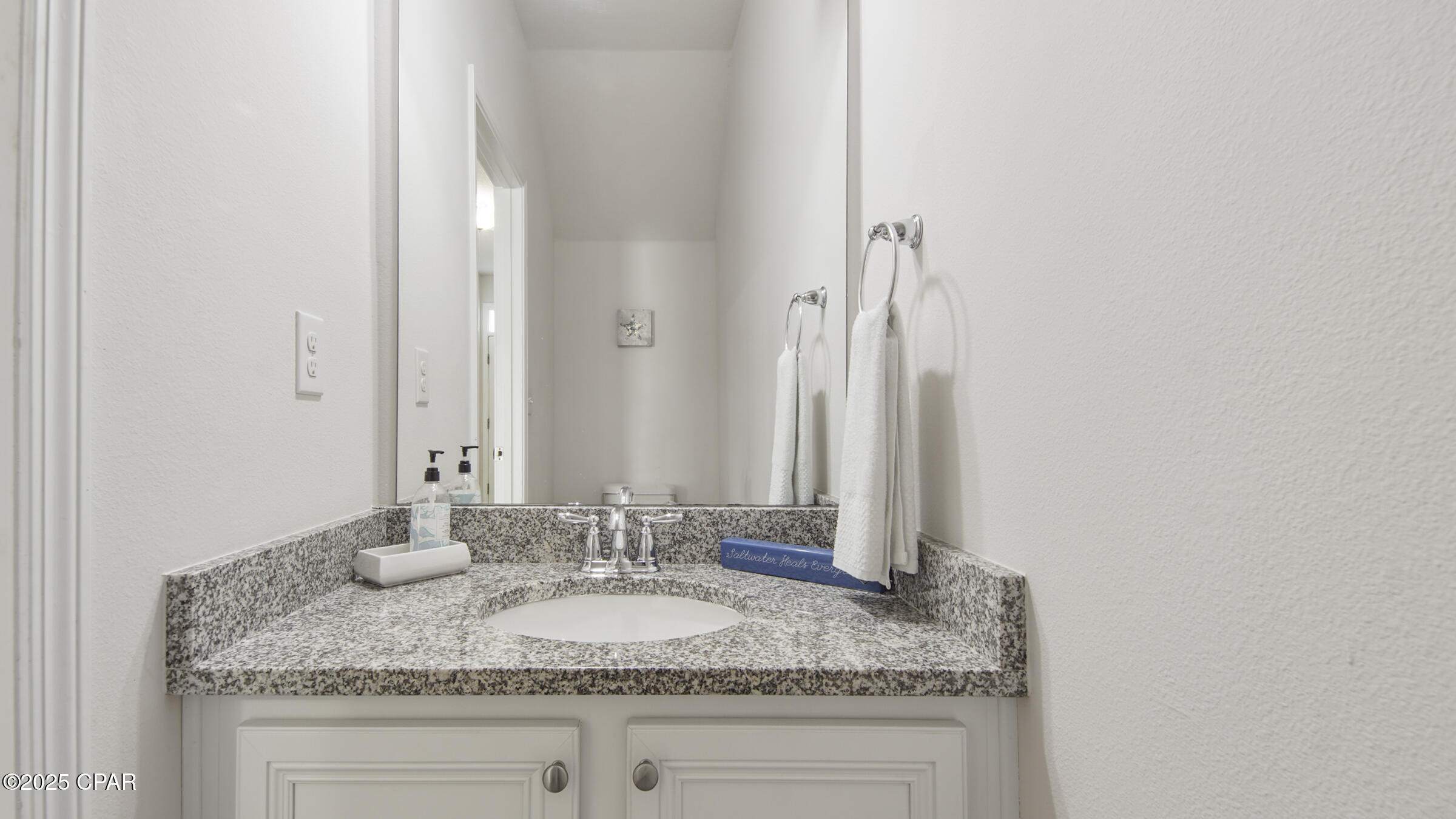 Hathaway Townhomes - Residential Lease