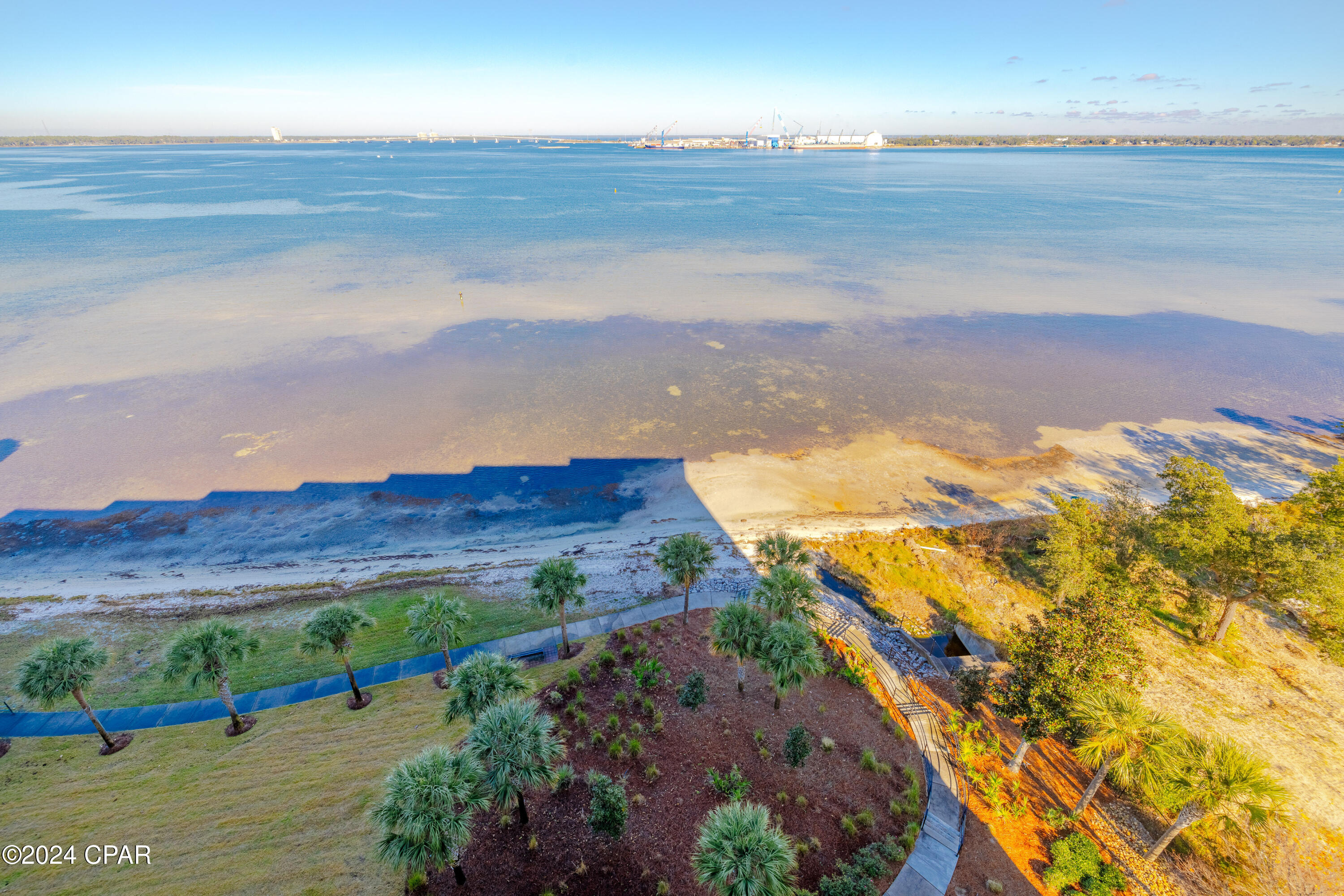 Magnolia Bay Club - Residential