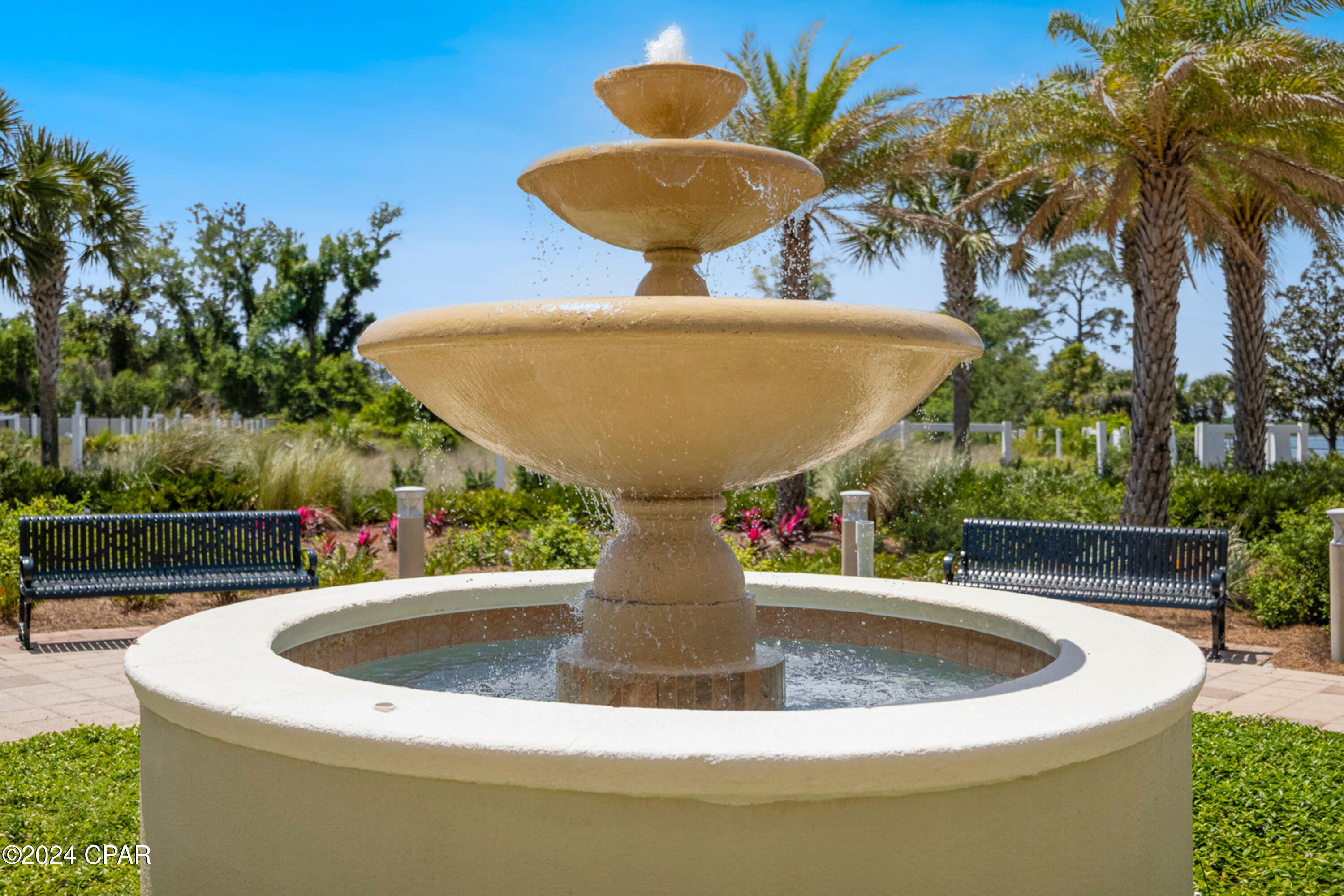 Magnolia Bay Club - Residential