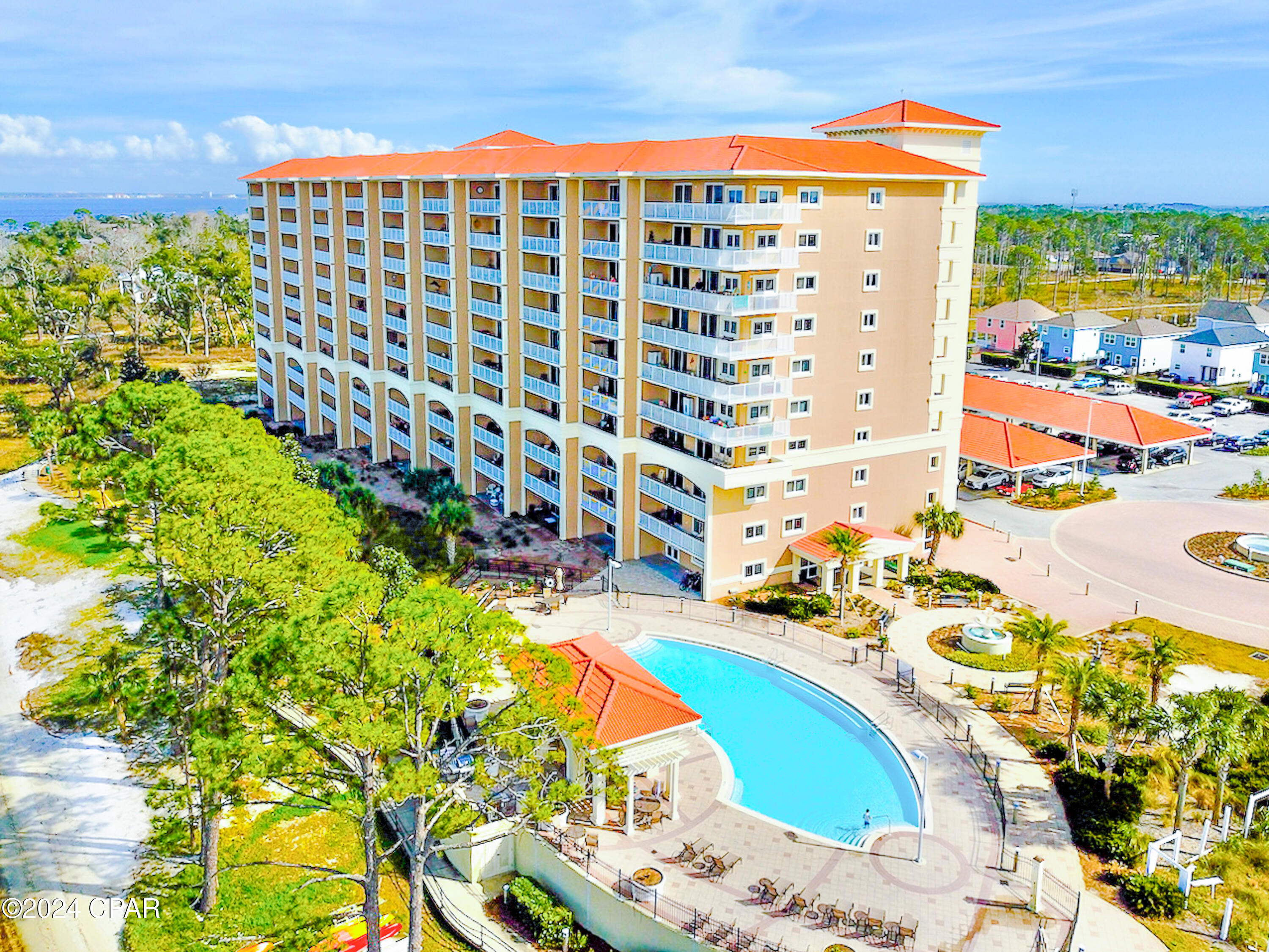 Magnolia Bay Club - Residential