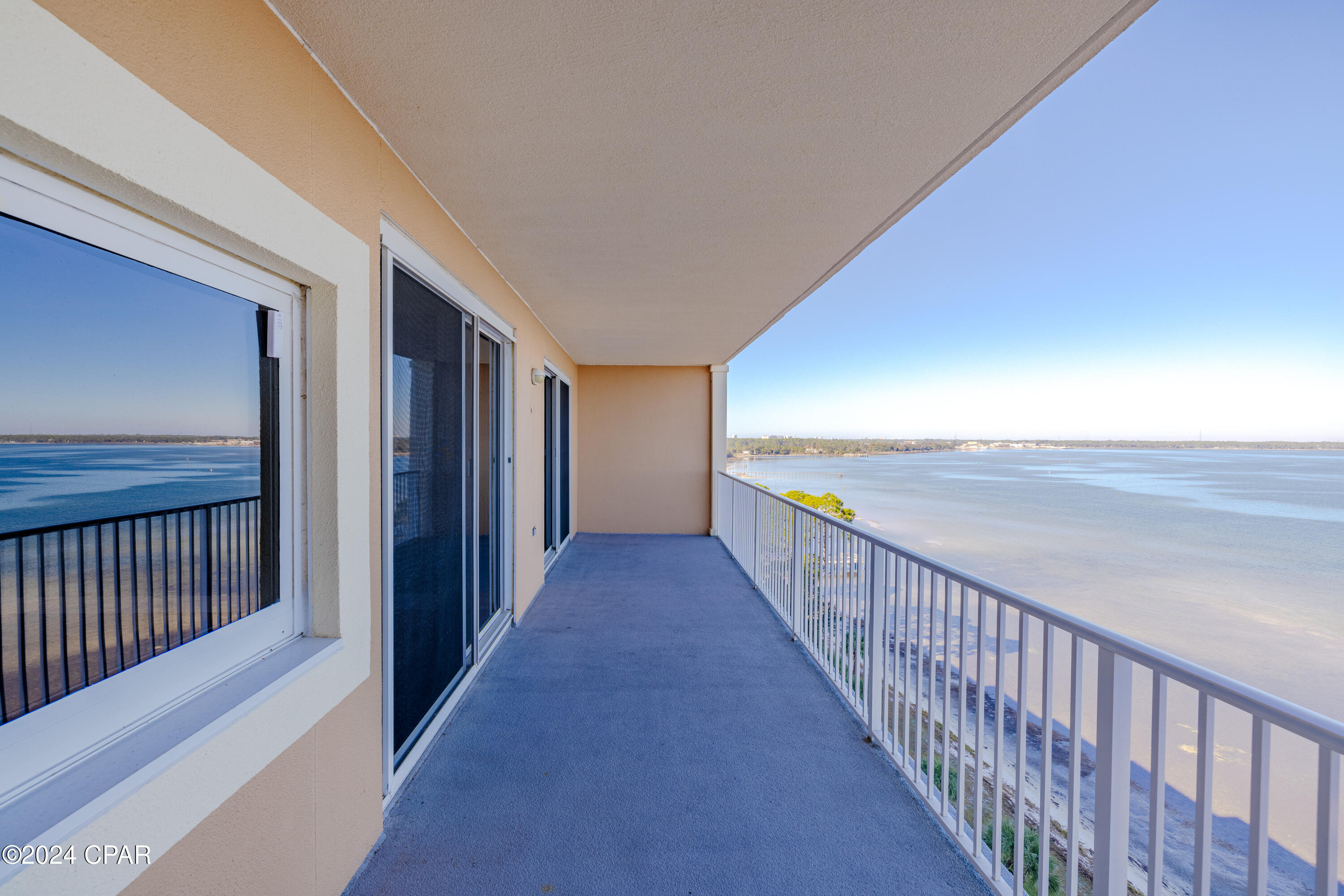 Magnolia Bay Club - Residential