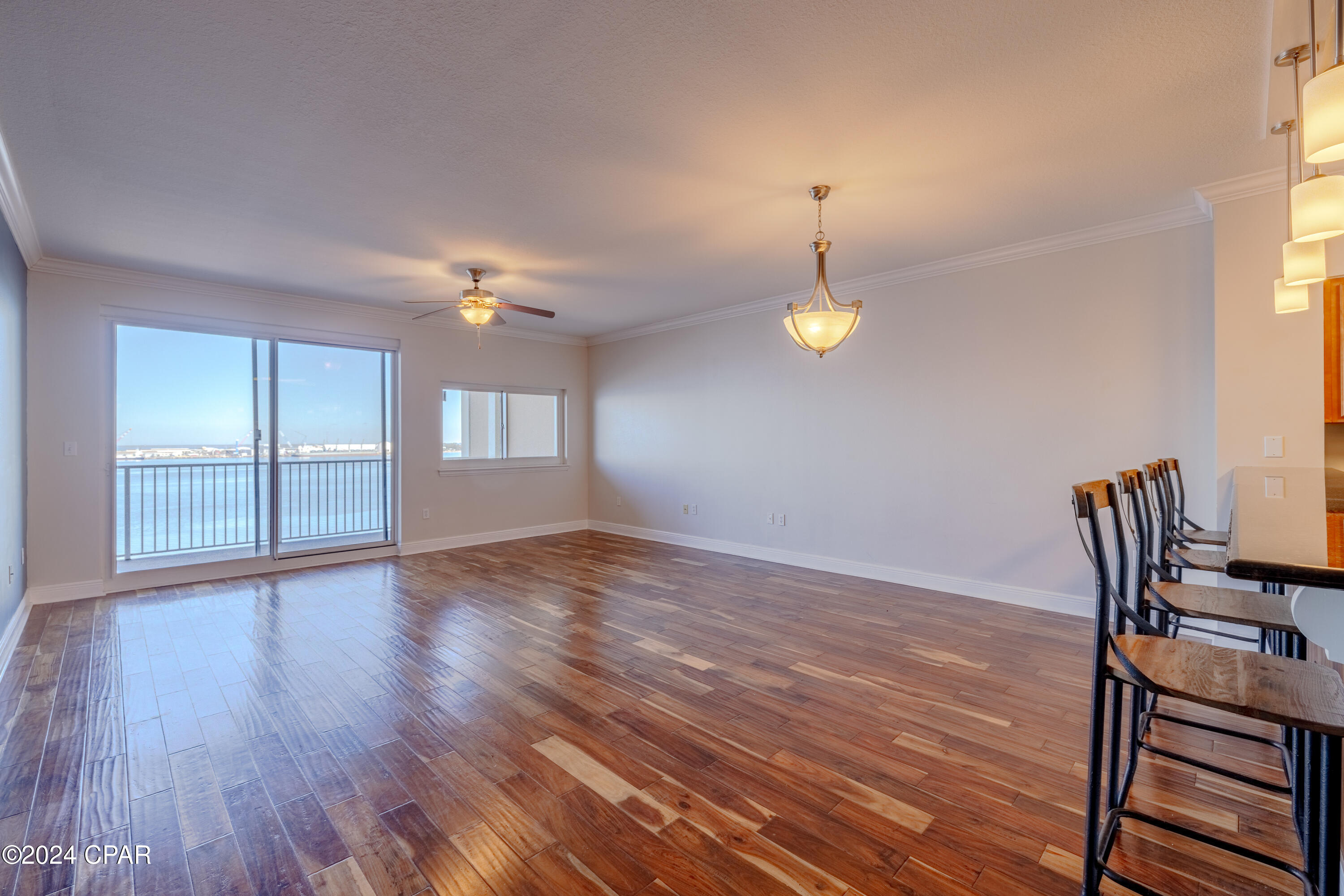 Magnolia Bay Club - Residential