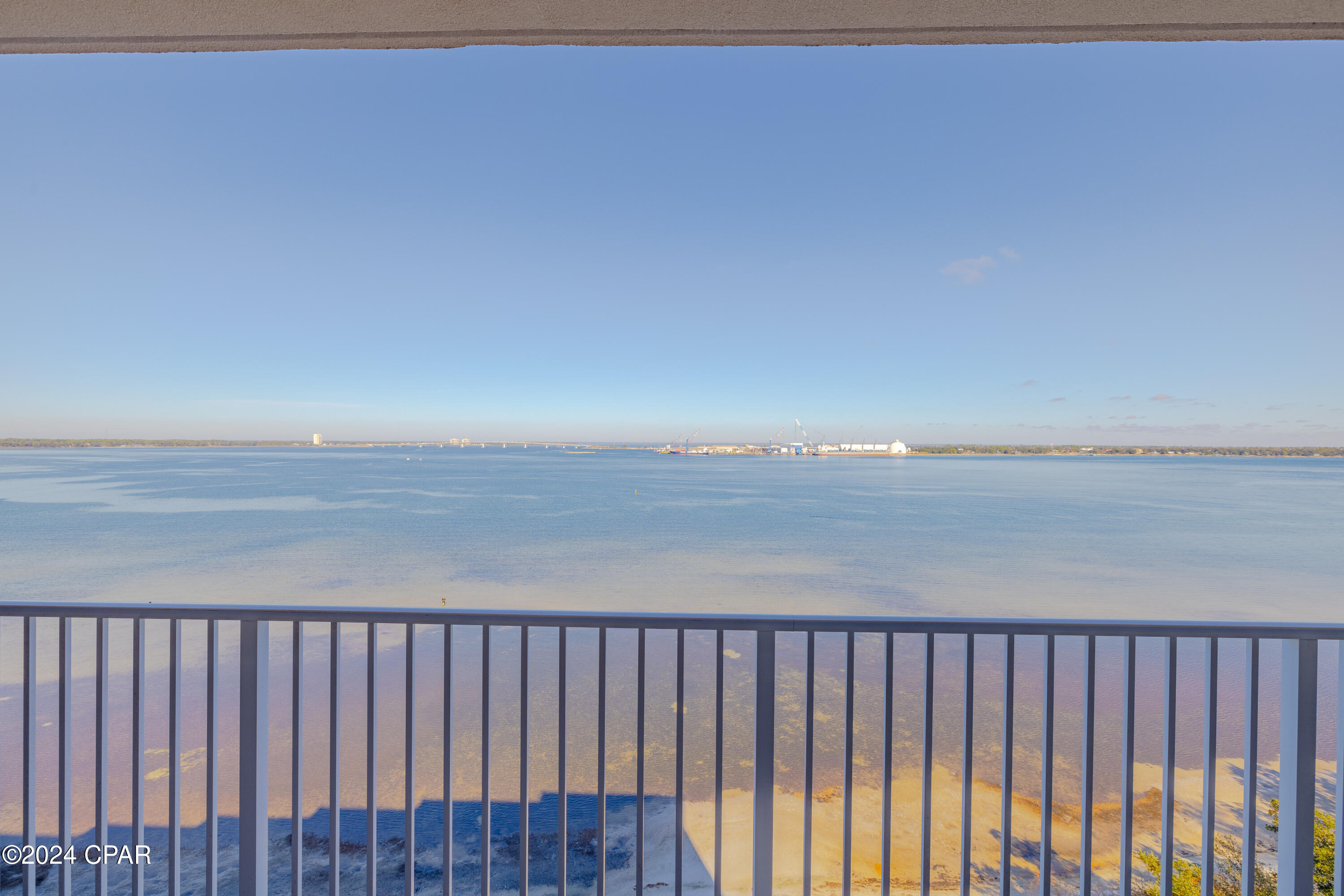 Magnolia Bay Club - Residential