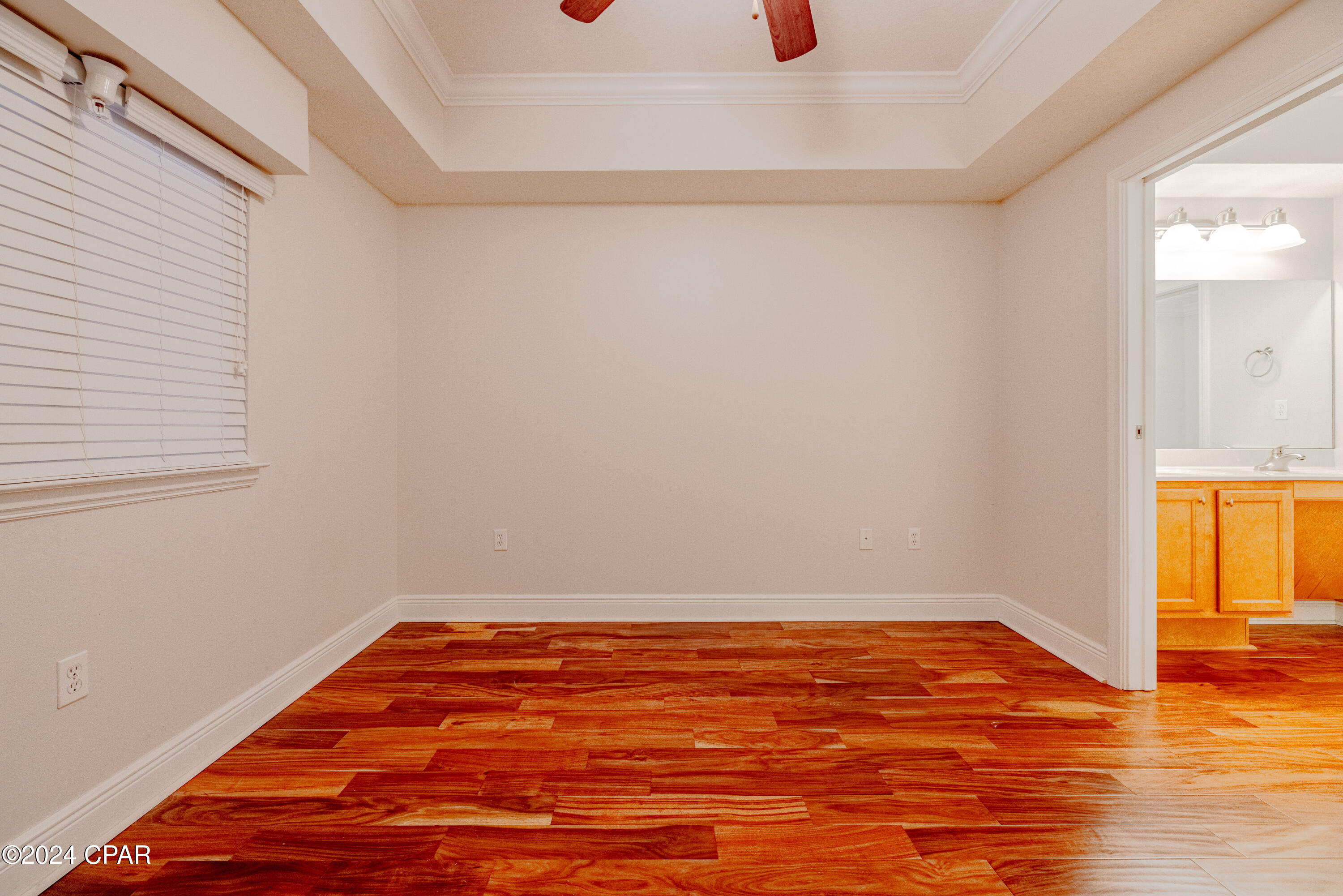 Magnolia Bay Club - Residential