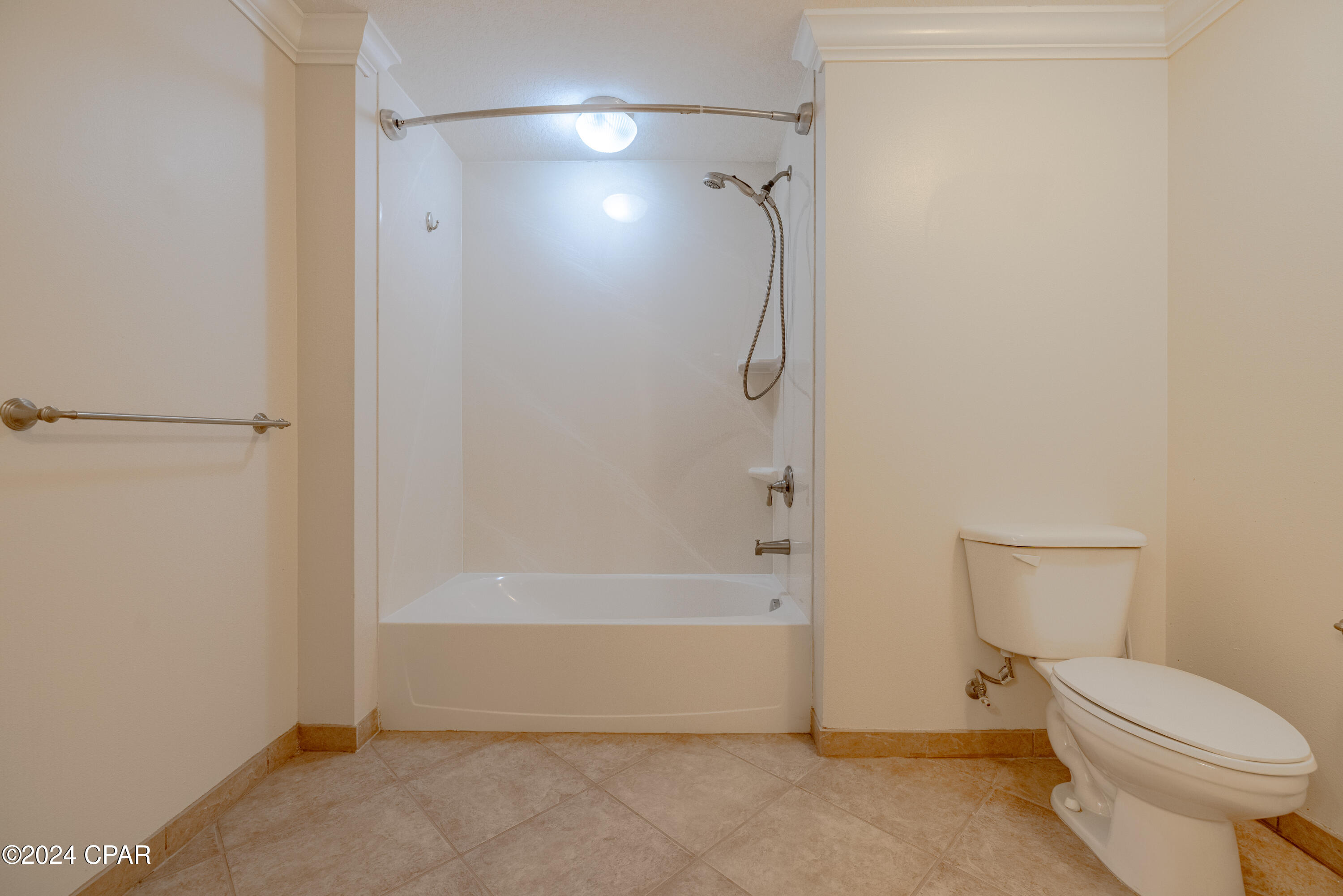 Magnolia Bay Club - Residential