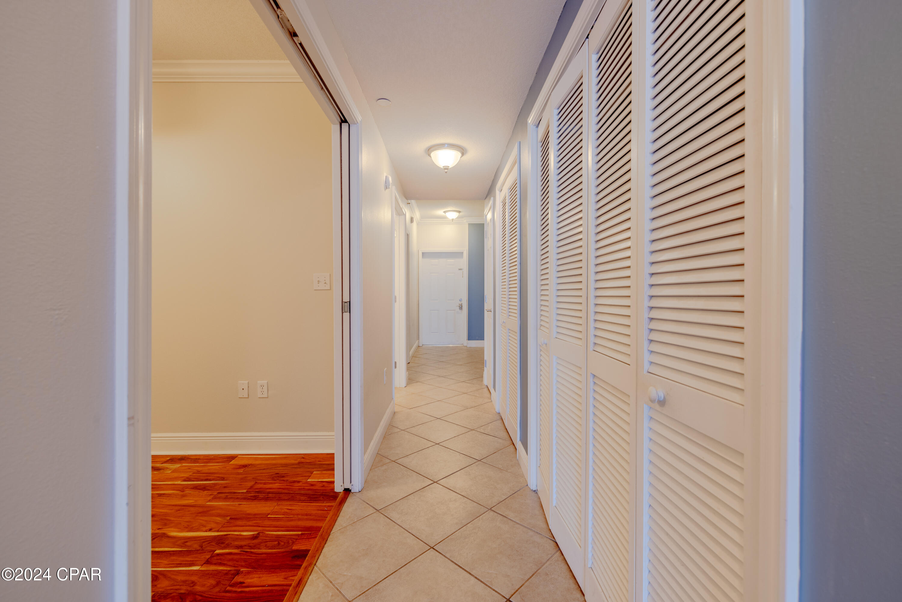 Magnolia Bay Club - Residential