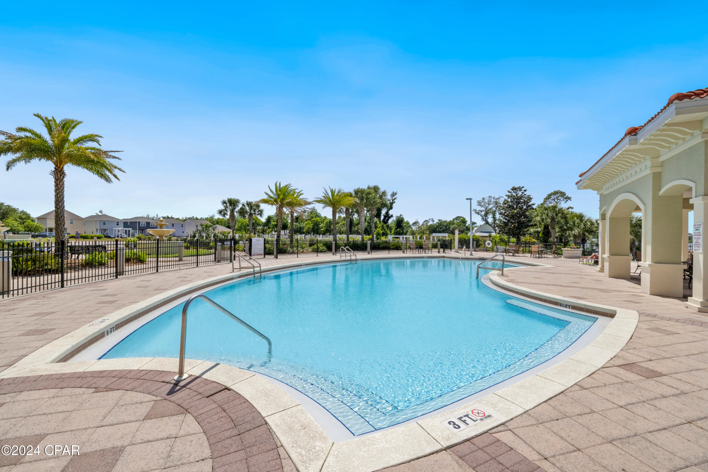 Magnolia Bay Club - Residential