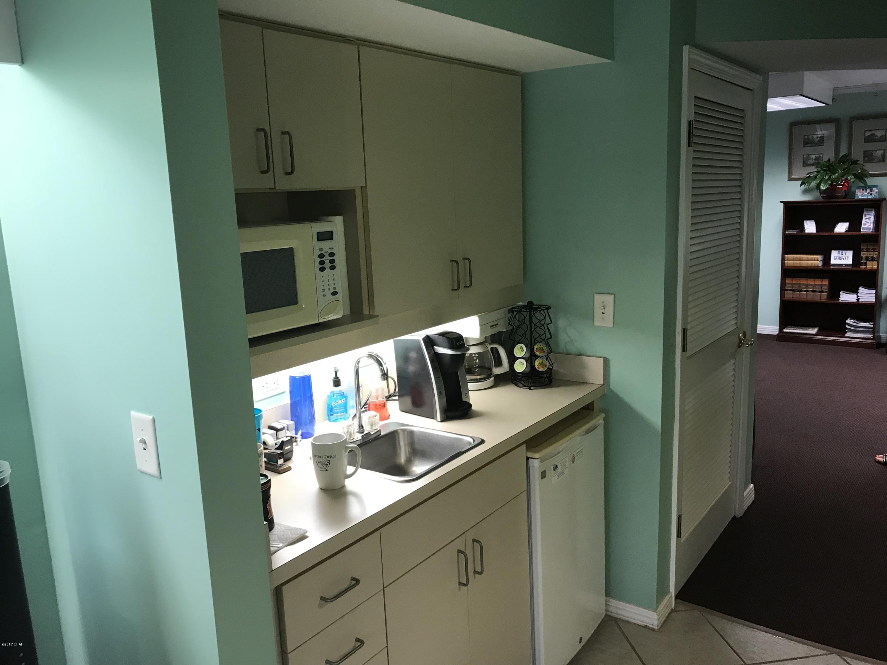 No Named Subdivision - Commercial Lease