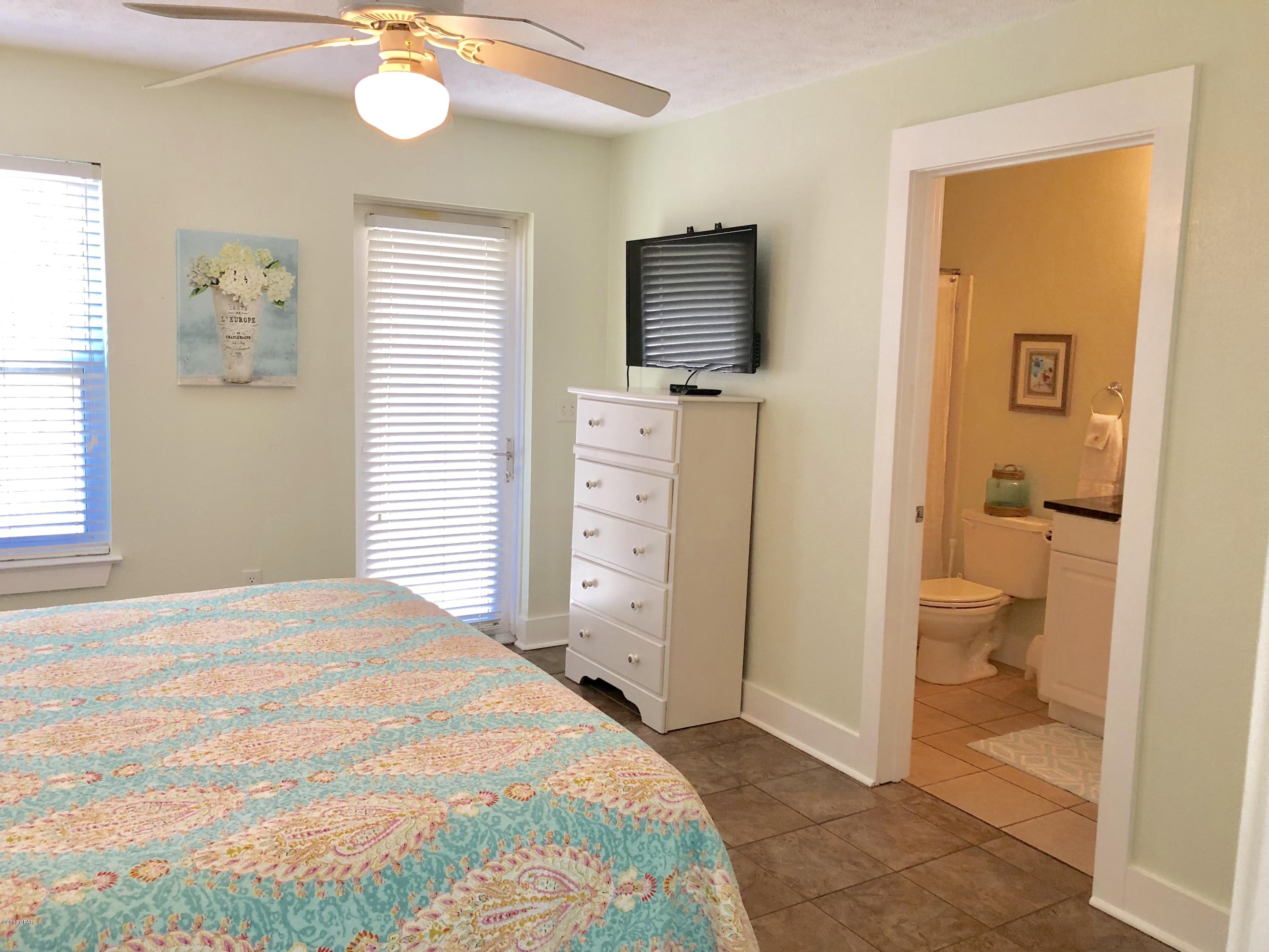 Casa Del Mar - Residential