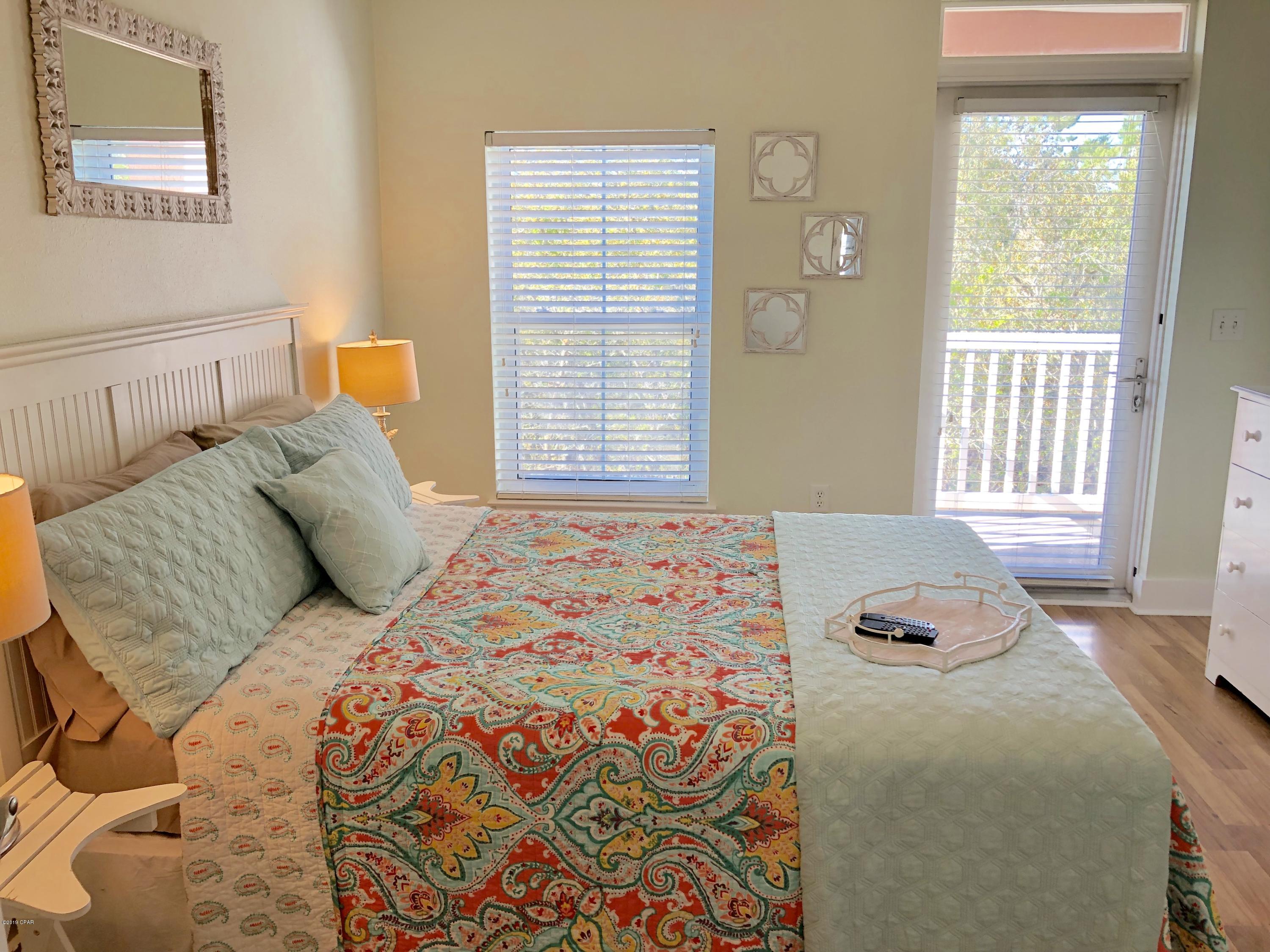 Casa Del Mar - Residential