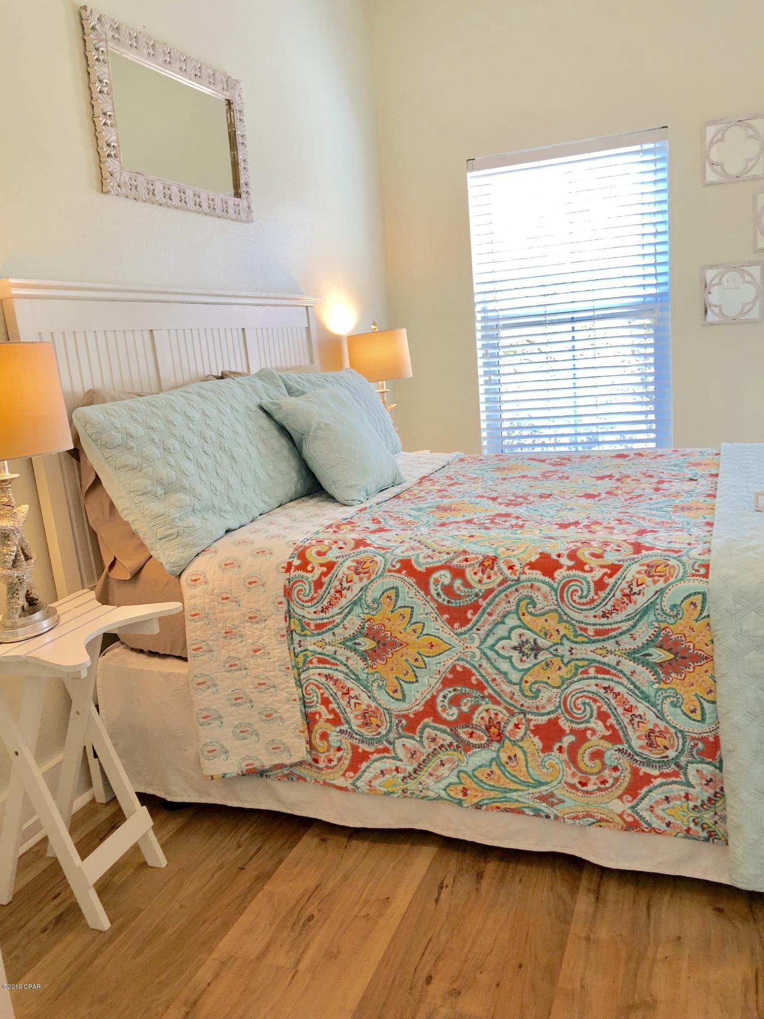 Casa Del Mar - Residential