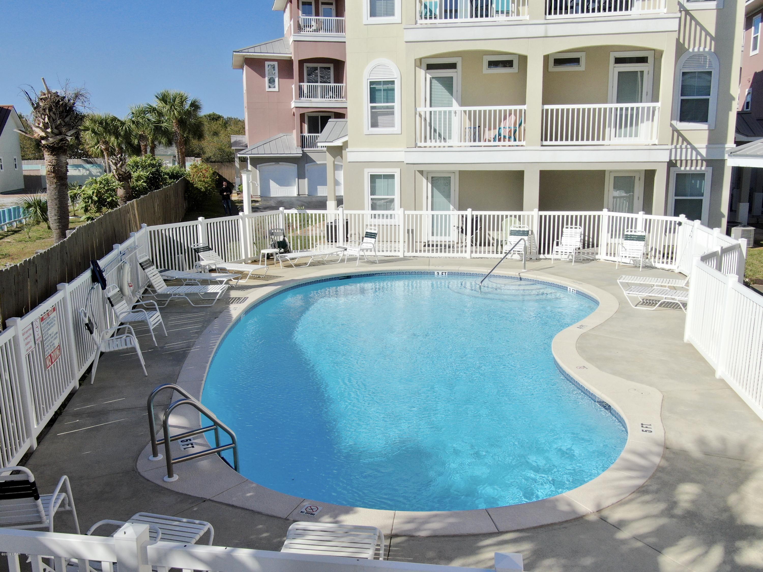 Casa Del Mar - Residential