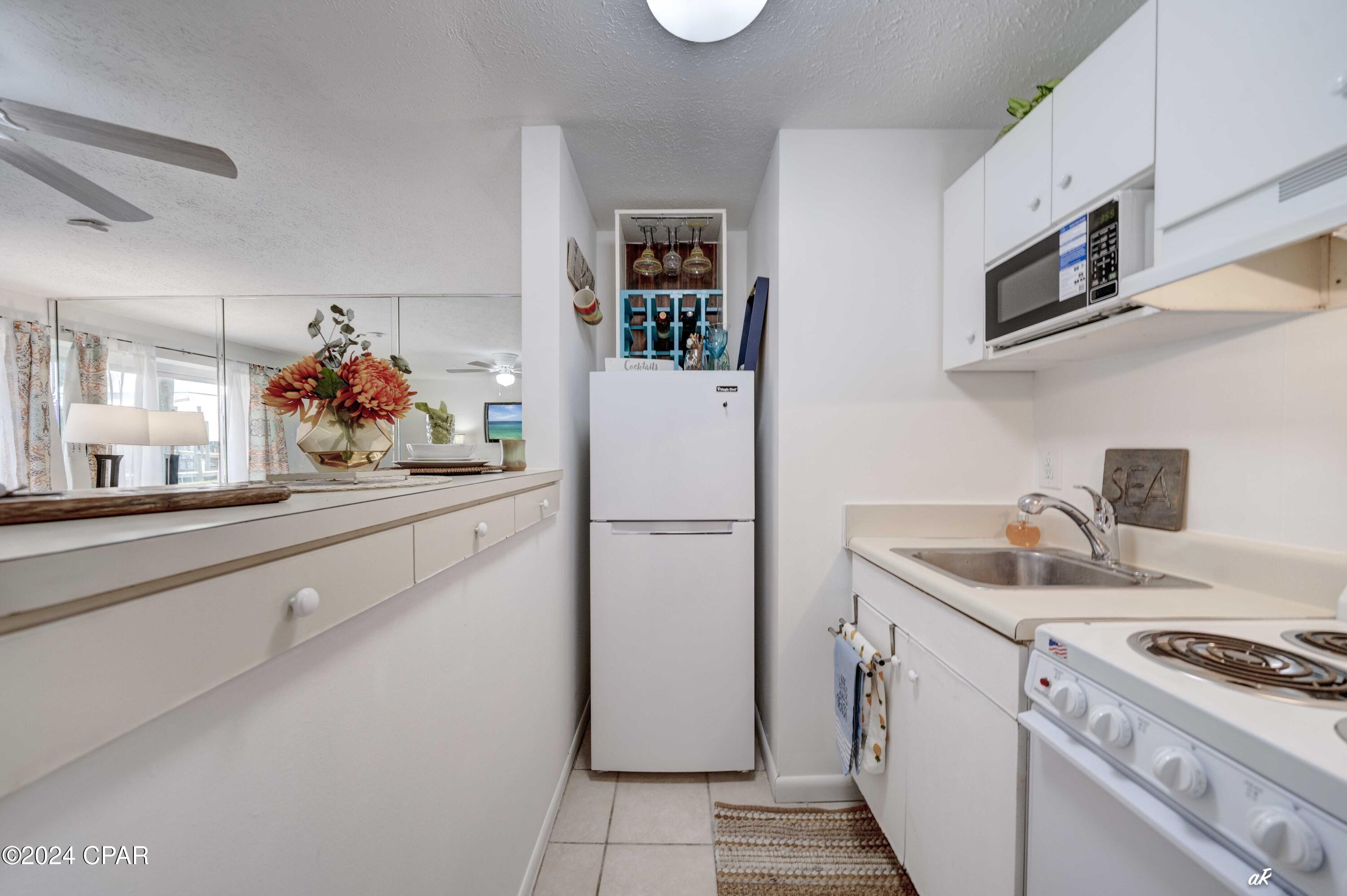 Sun Harbor Condo - Residential