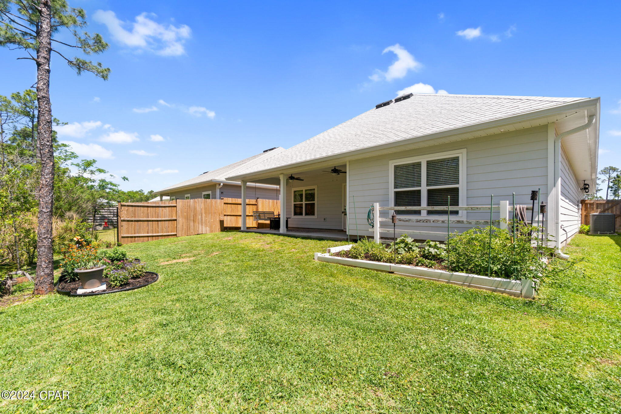 Emerald Cove Villas - Residential