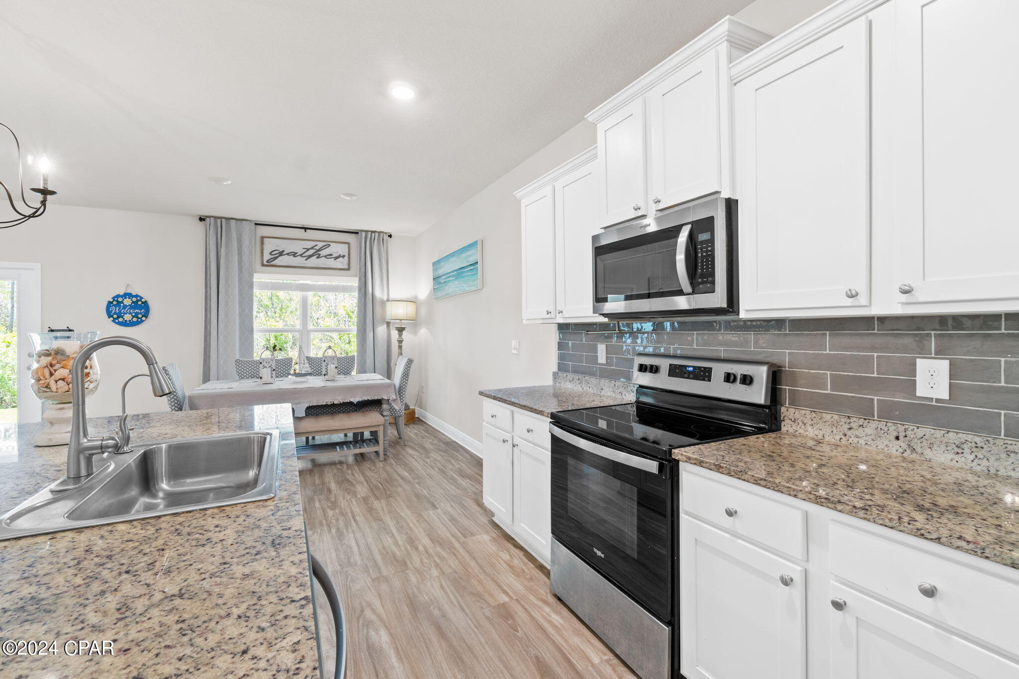 Emerald Cove Villas - Residential