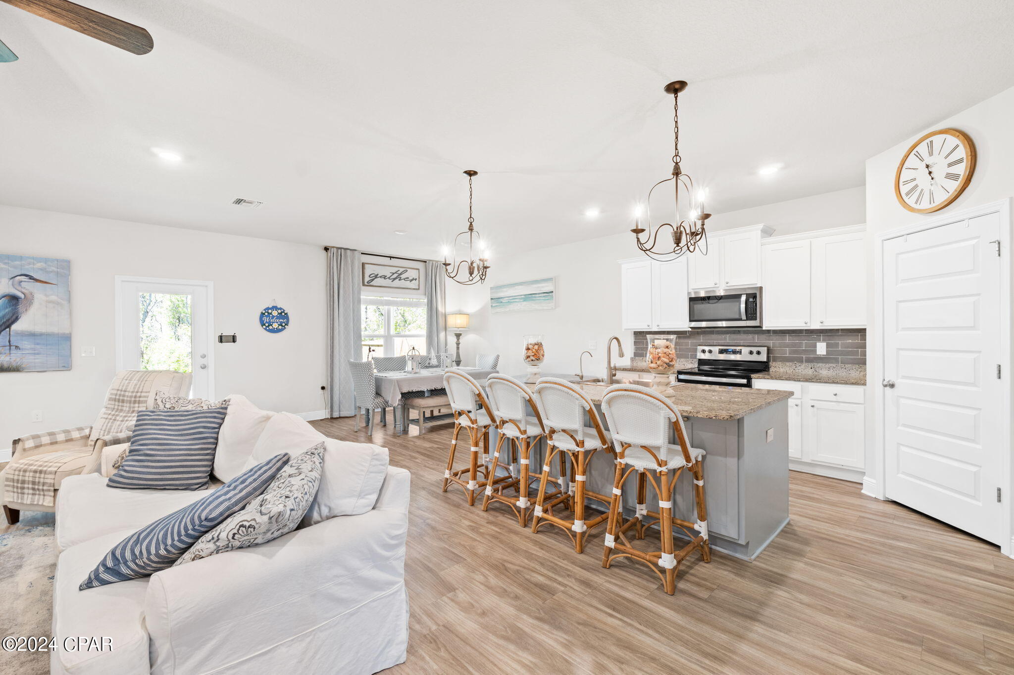 Emerald Cove Villas - Residential