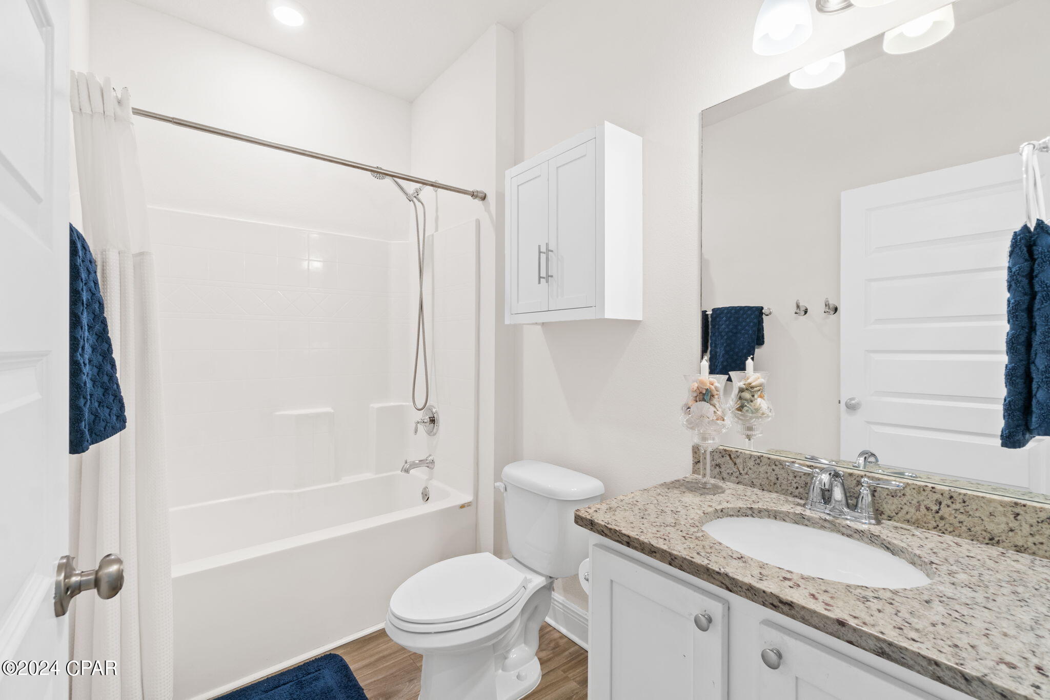 Emerald Cove Villas - Residential