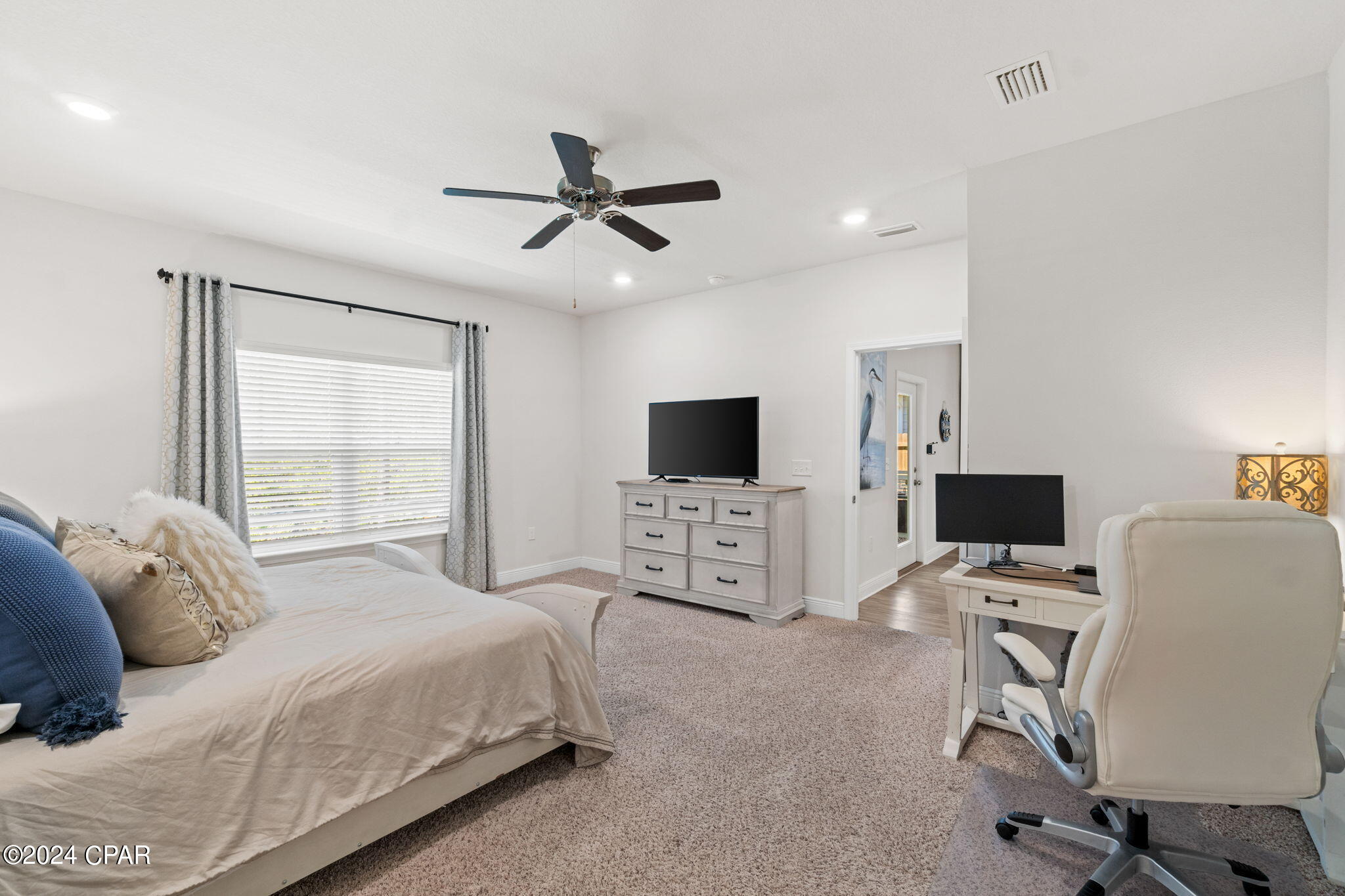 Emerald Cove Villas - Residential