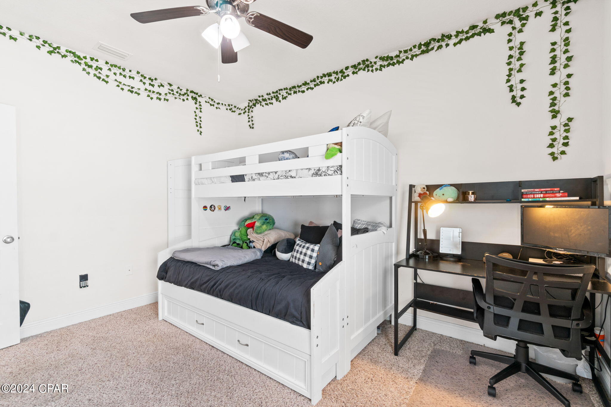 Emerald Cove Villas - Residential