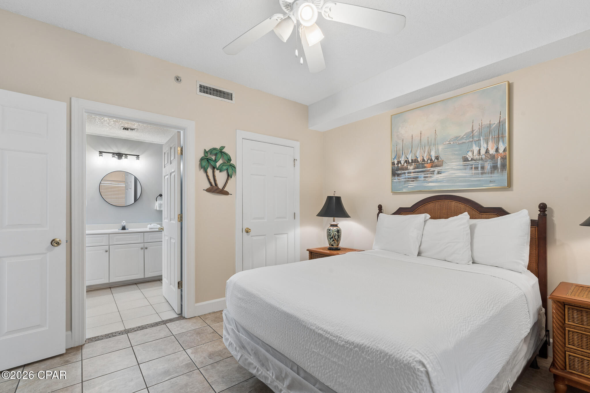 Twin Palms Resort - Residential