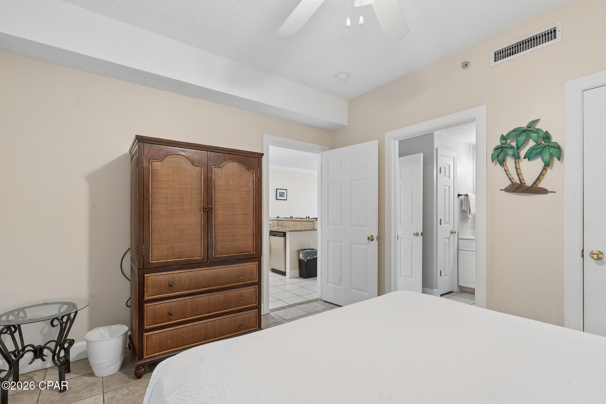 Twin Palms Resort - Residential