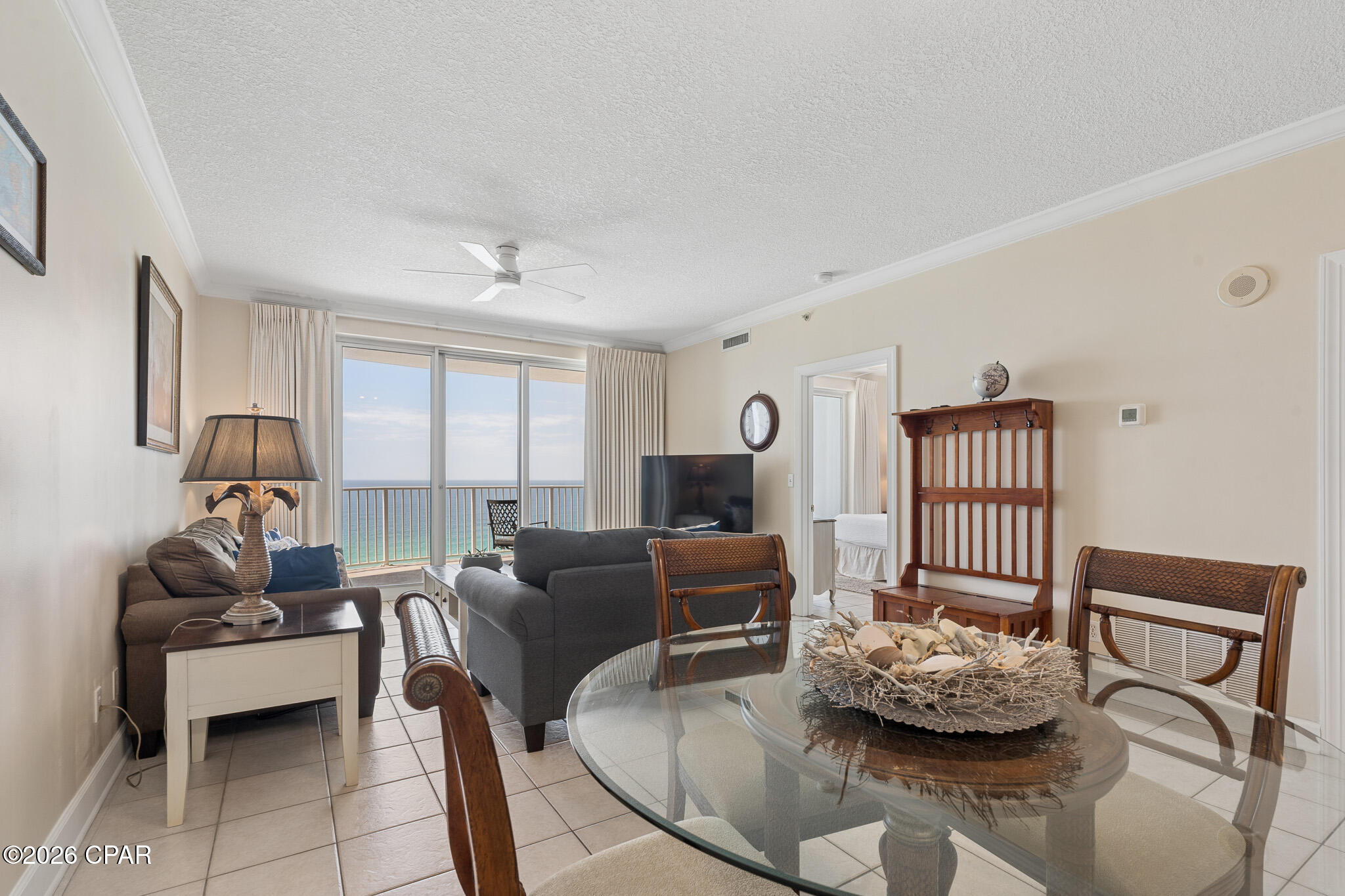 Twin Palms Resort - Residential