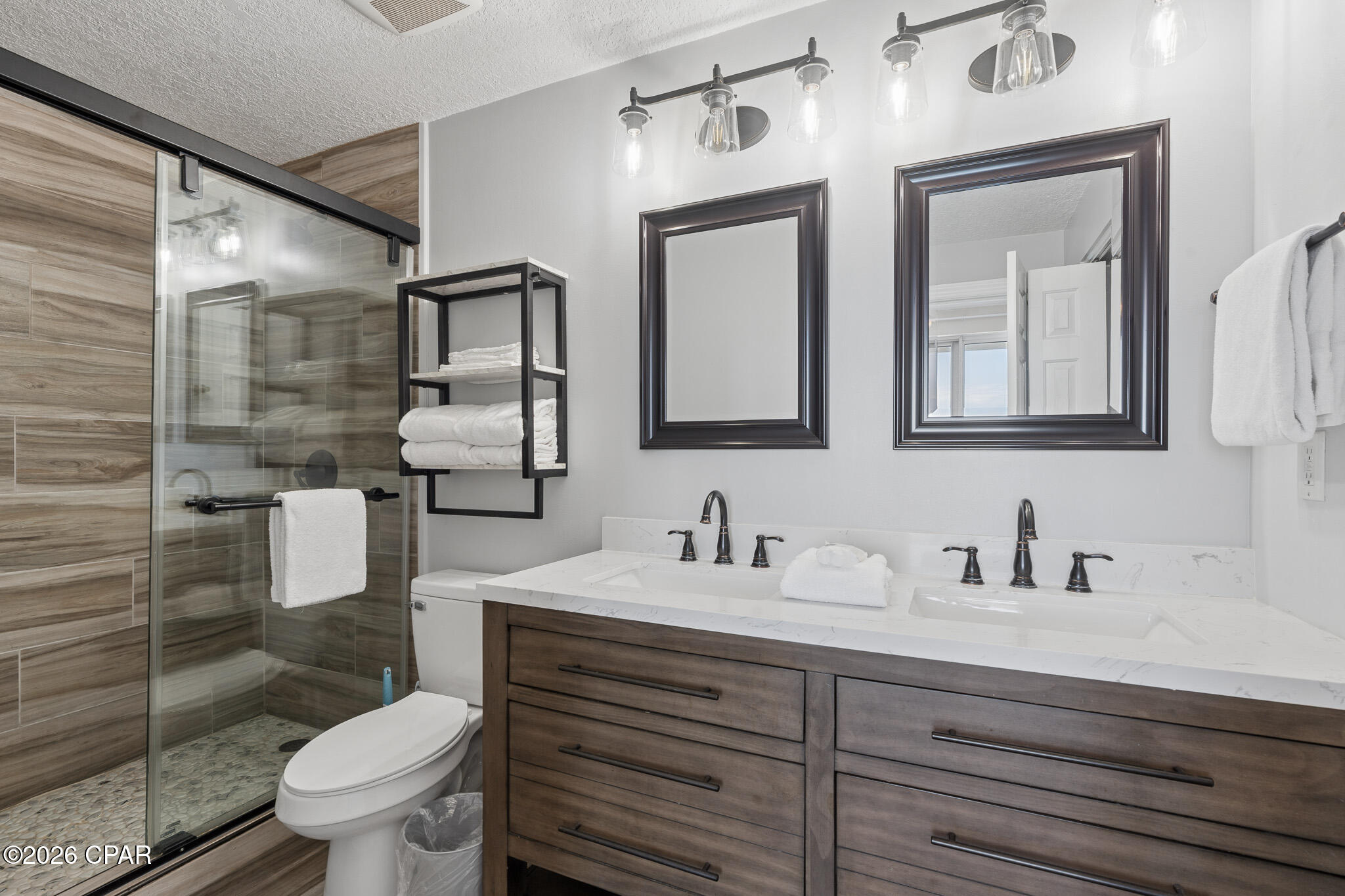 Twin Palms Resort - Residential