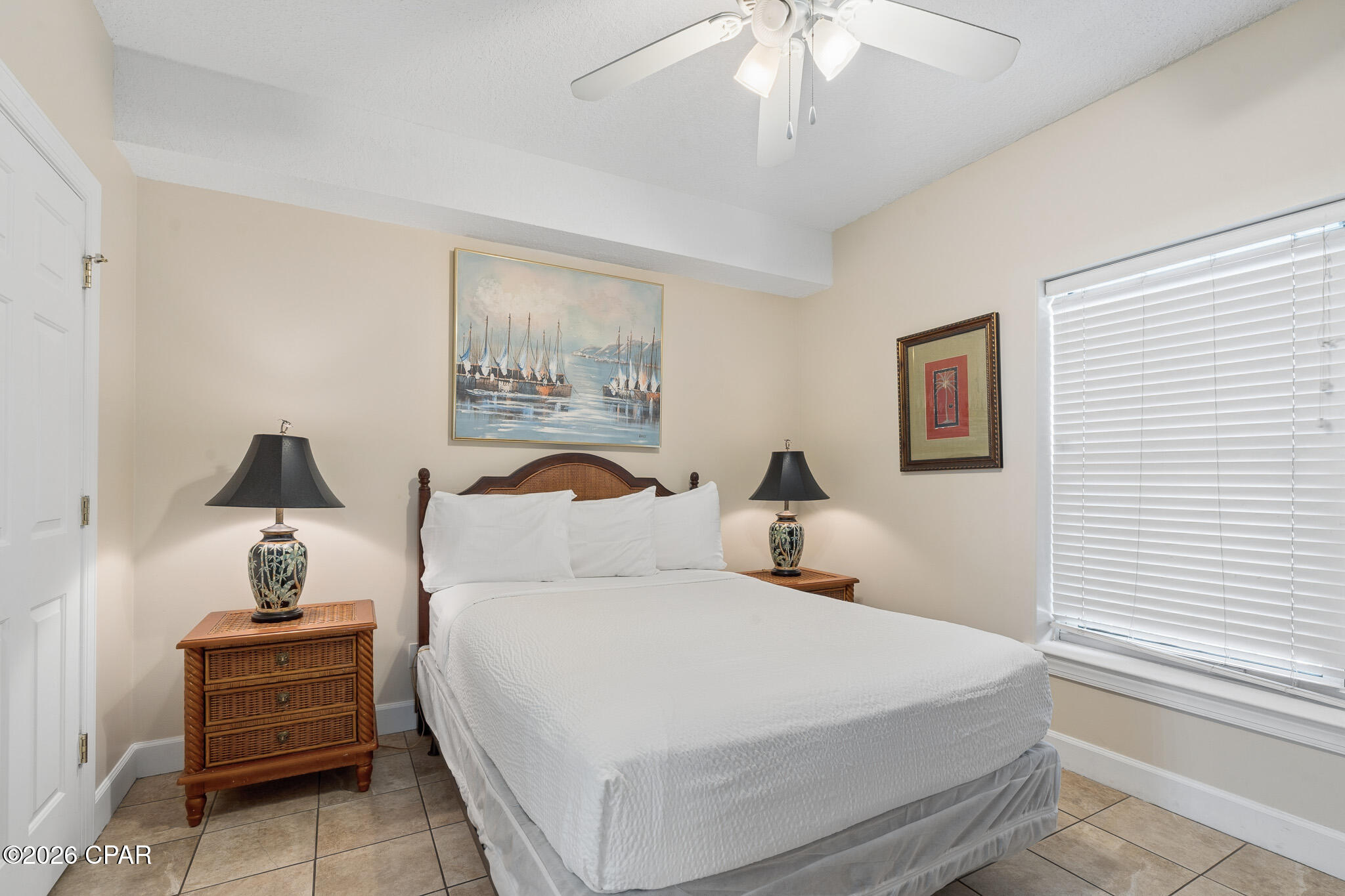 Twin Palms Resort - Residential