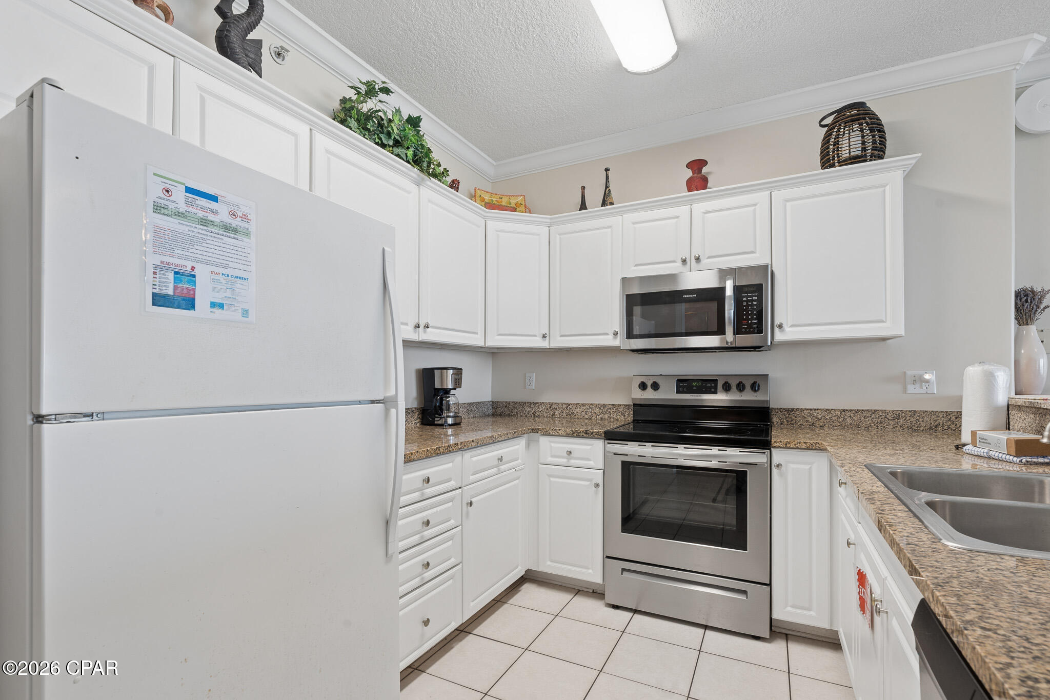 Twin Palms Resort - Residential