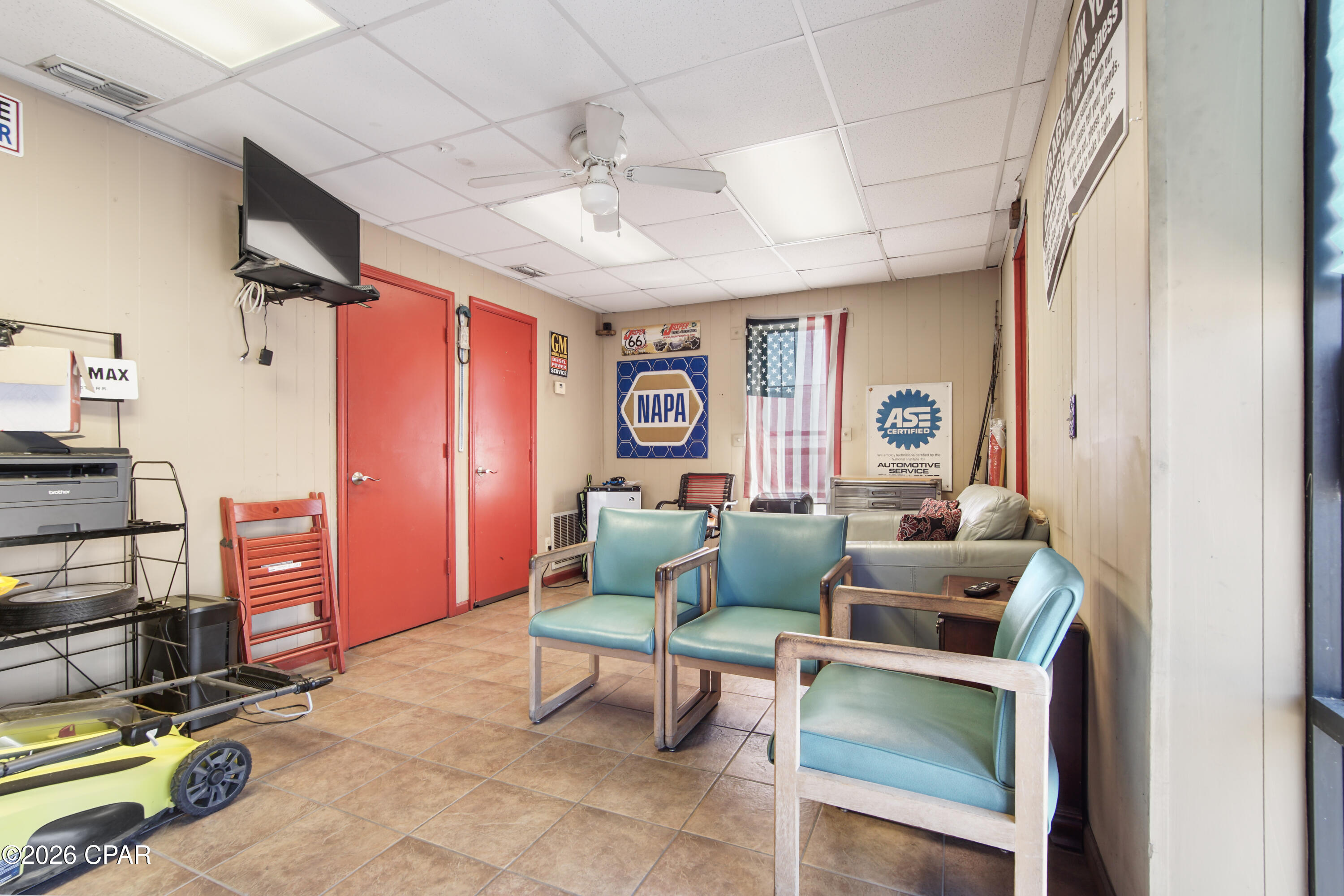 [No Recorded Subdiv] - Commercial Sale