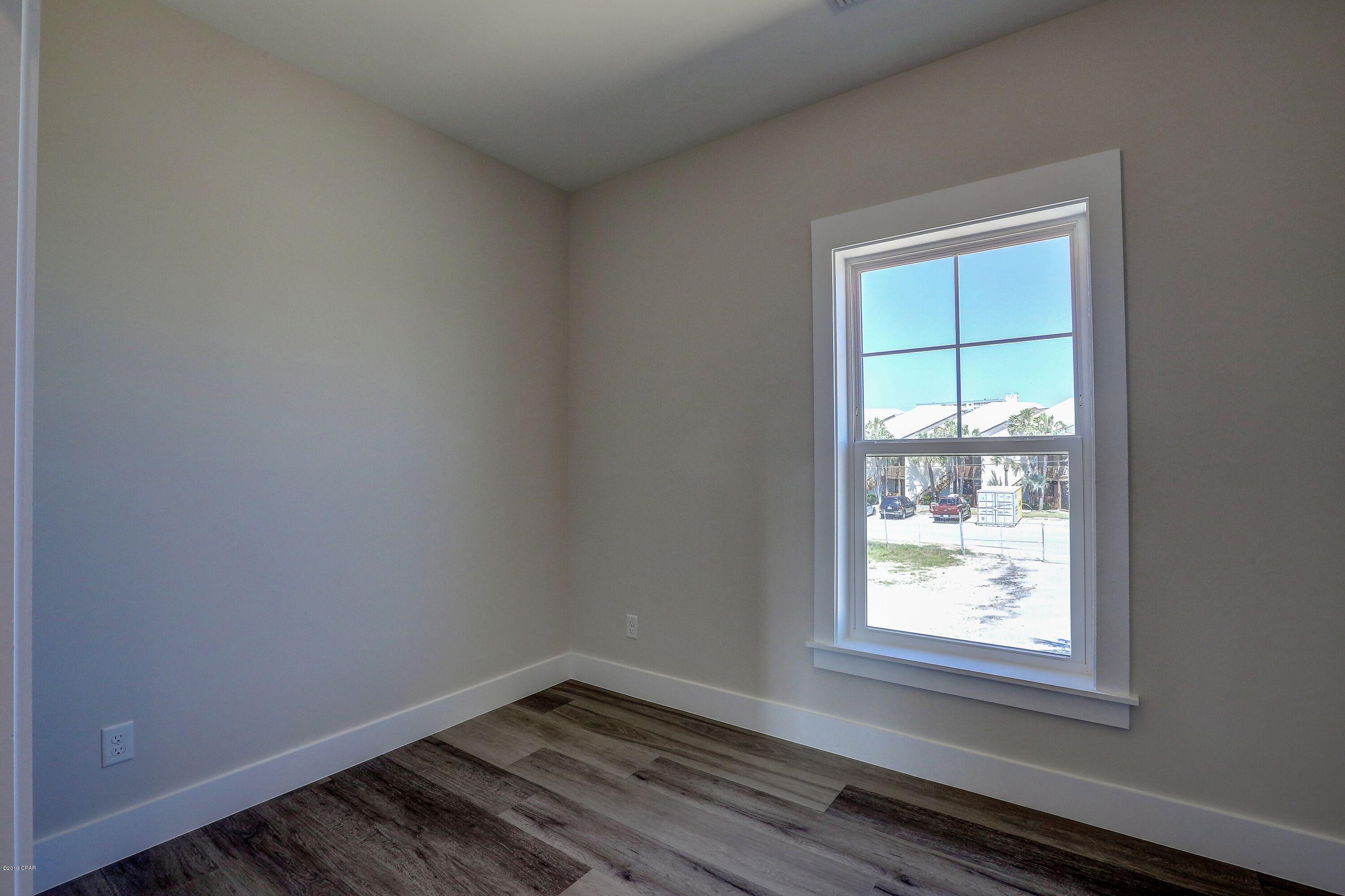 Gulf Lagoon Beach - Residential