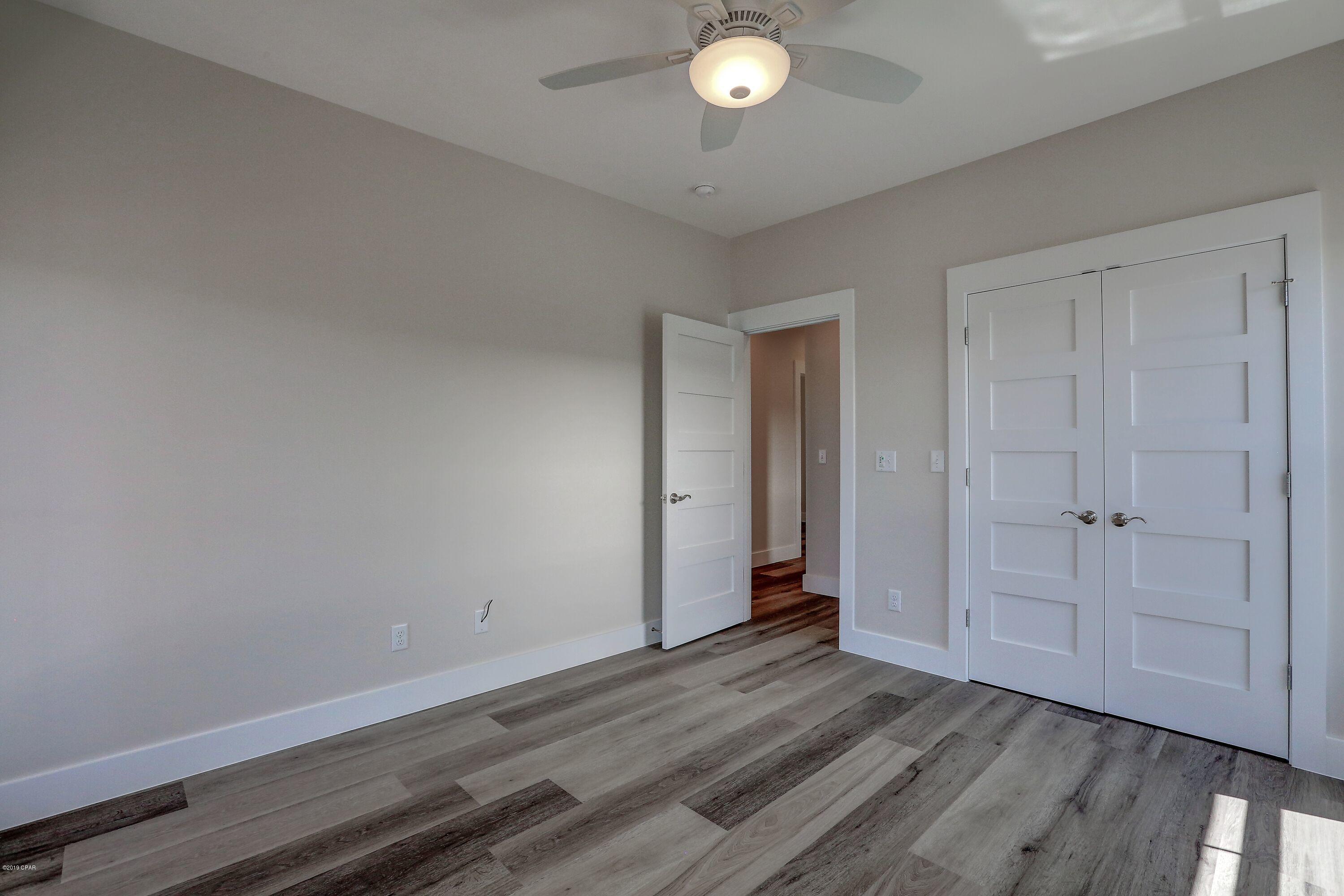 Gulf Lagoon Beach - Residential