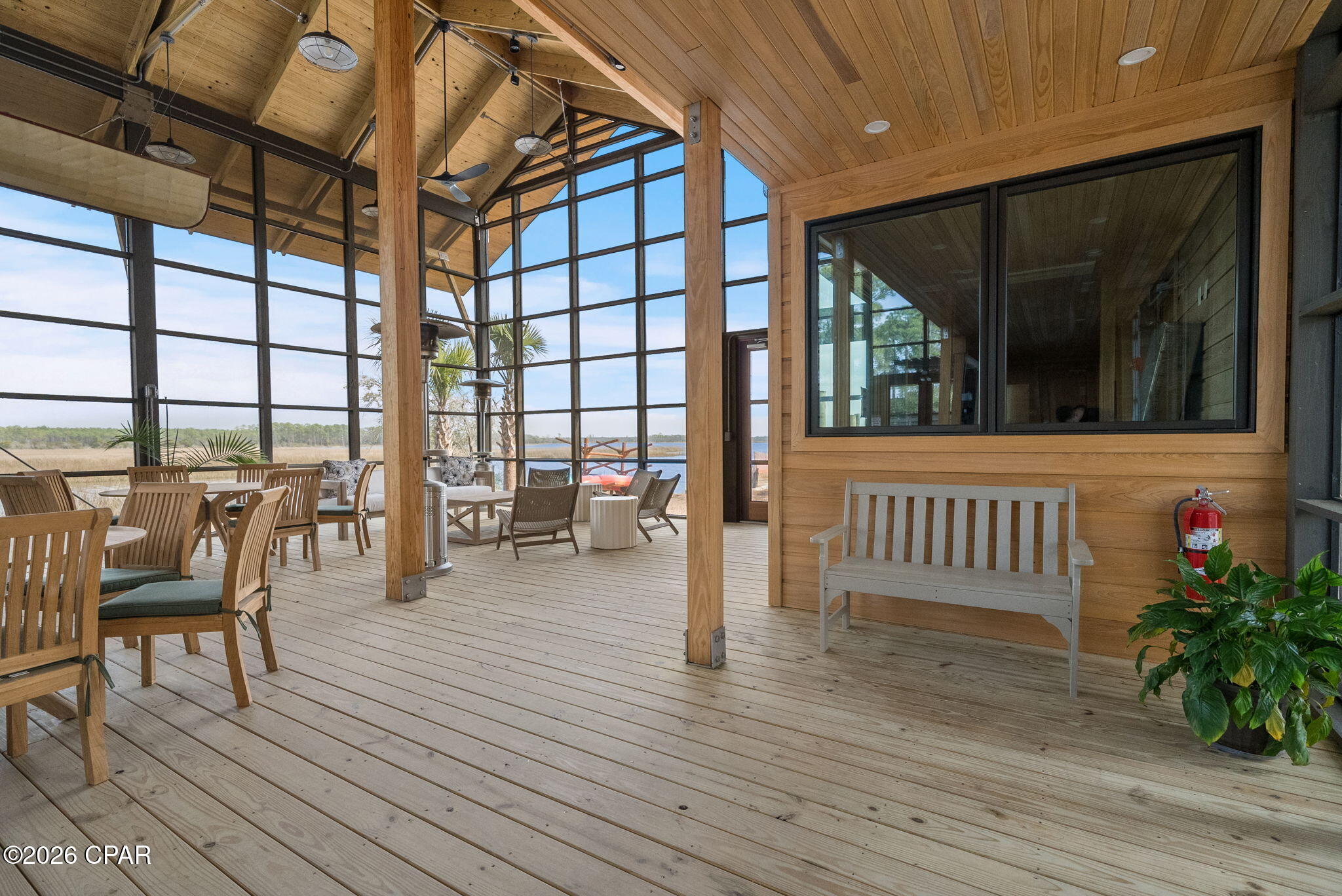 Rivercamps On Crooked Creek - Land