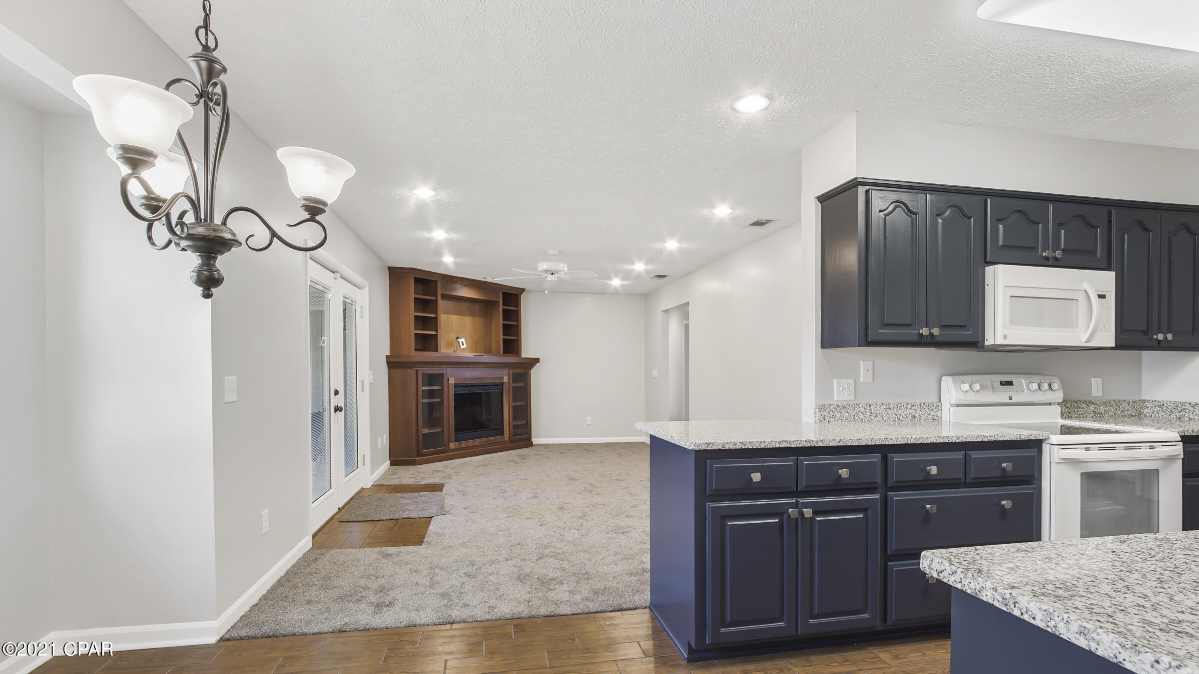 St And Bay Dev Co - Residential