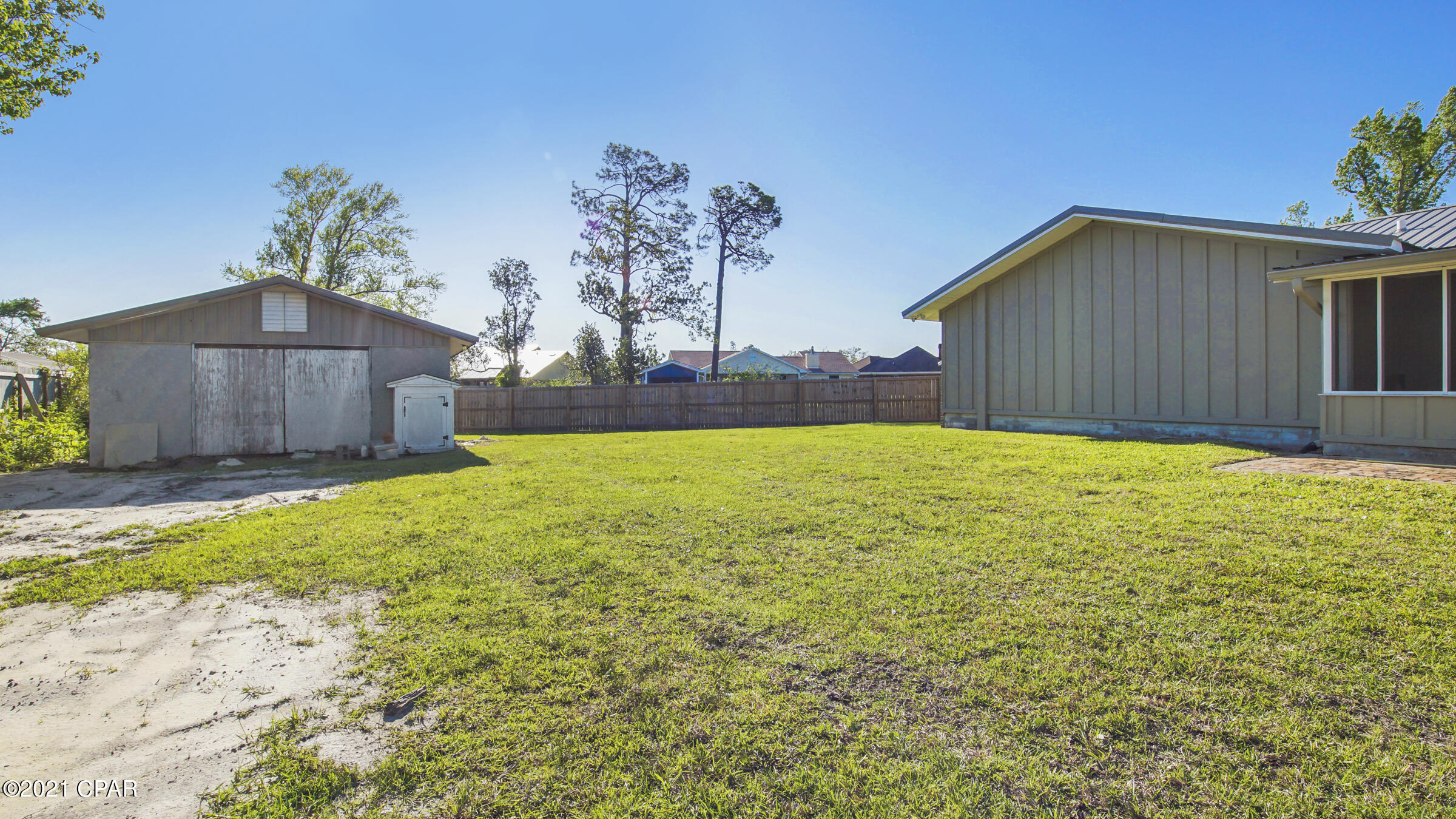 St And Bay Dev Co - Residential