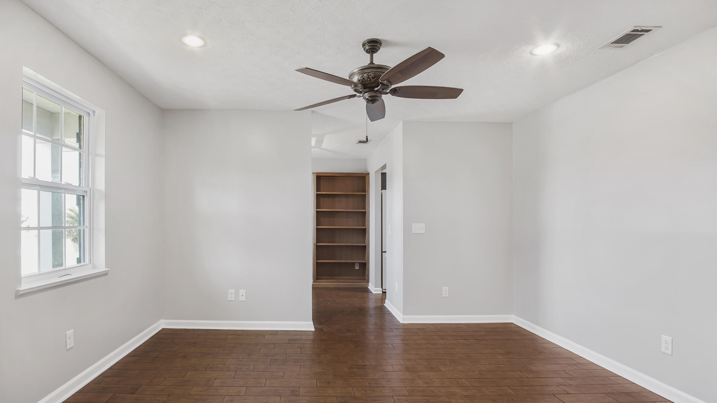 St And Bay Dev Co - Residential