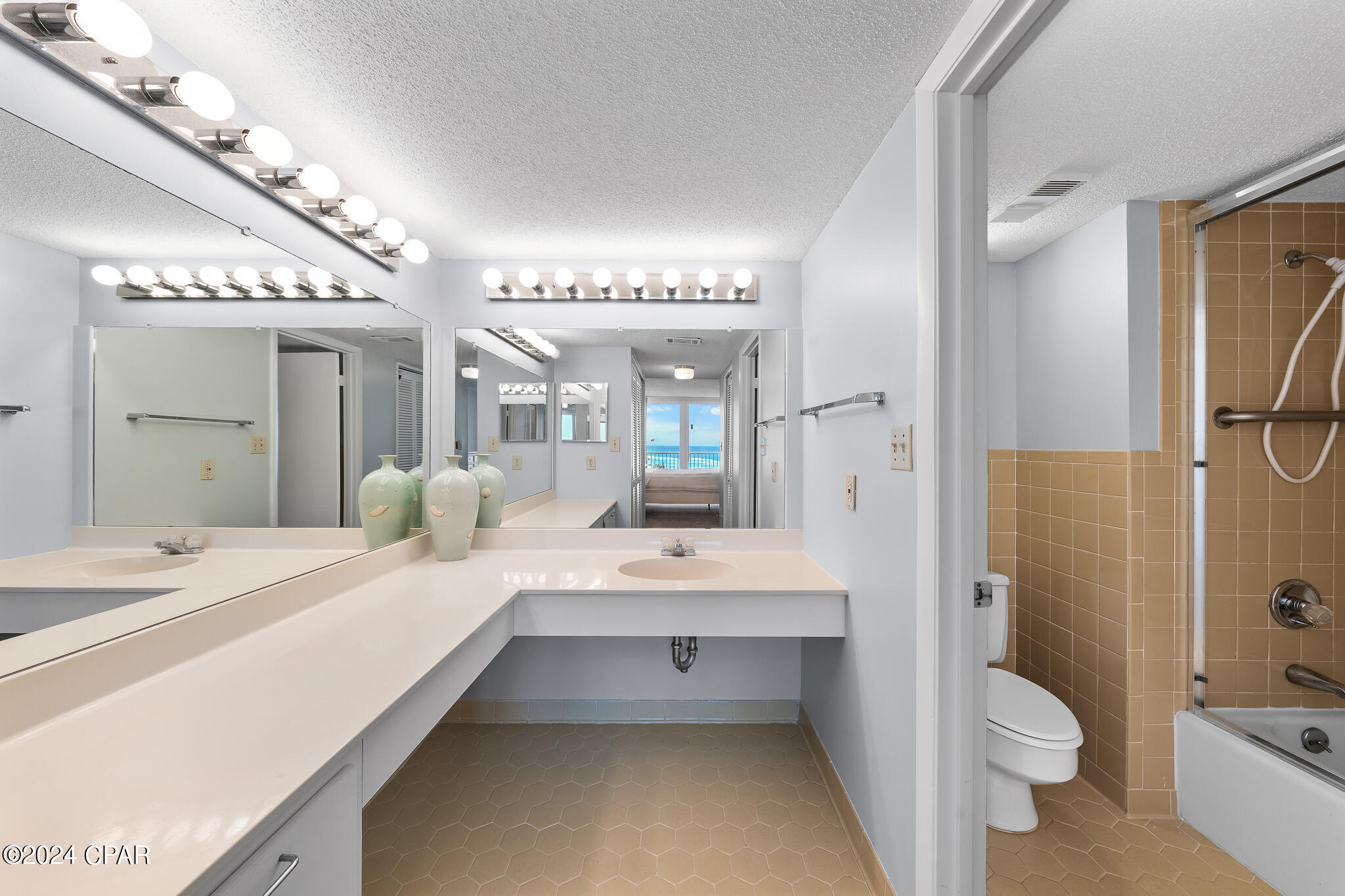 Panama City Beach, Florida 32408, United States, 3 Bedrooms Bedrooms, ,2 BathroomsBathrooms,Residential,Active,60120