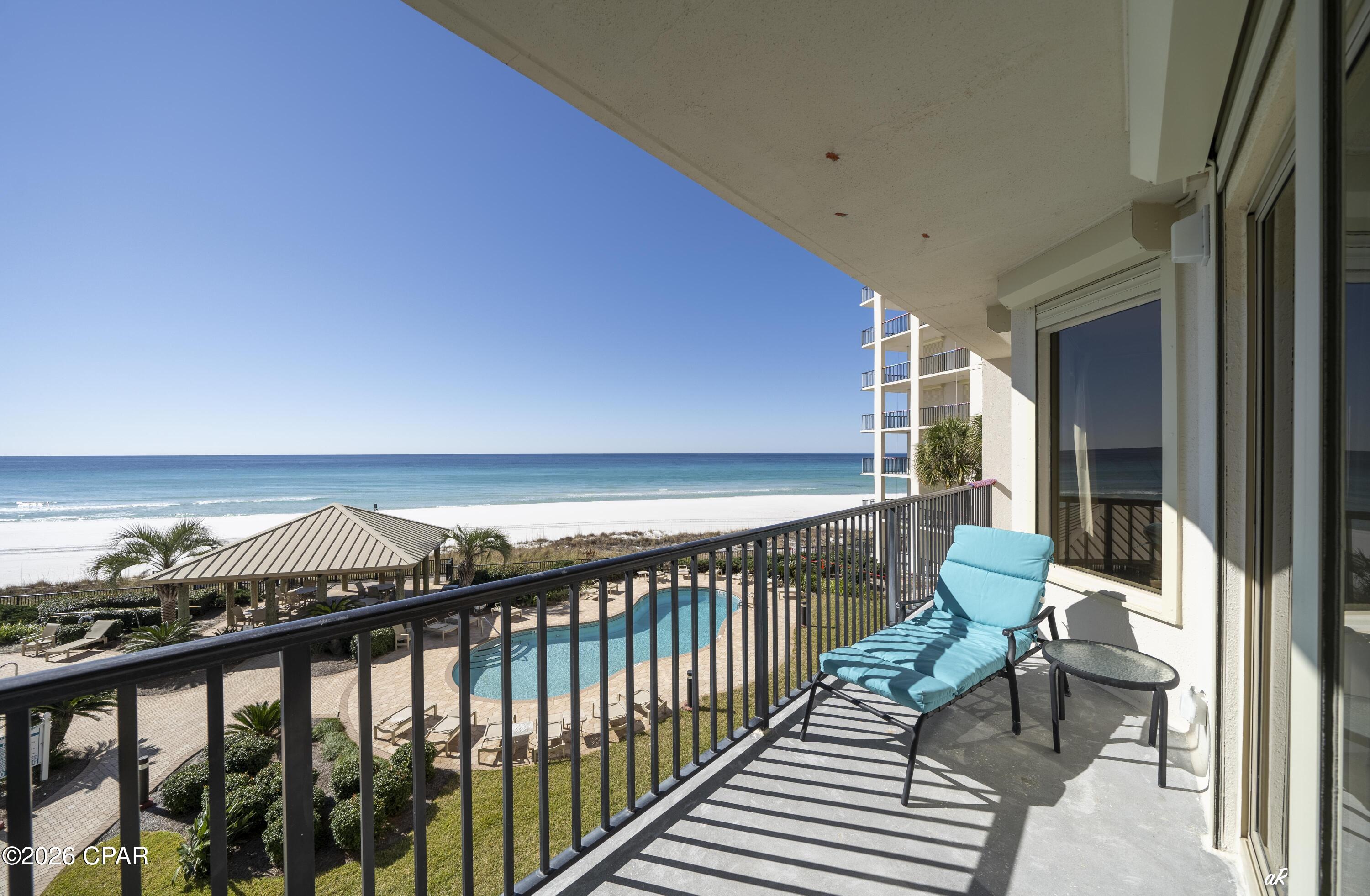 Summerwinds Condo - Residential